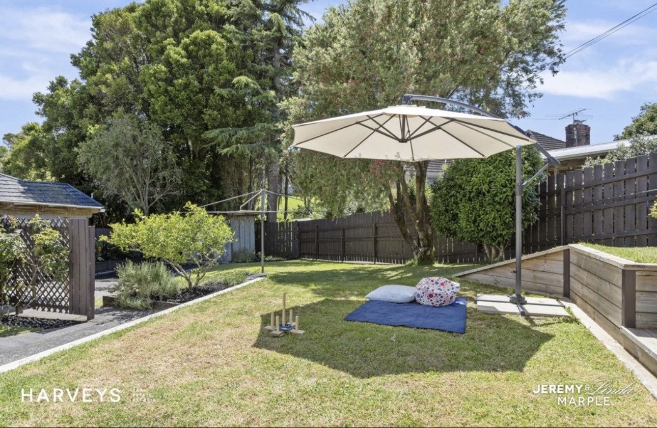 120 Vodanovich Road, Te Atatu South