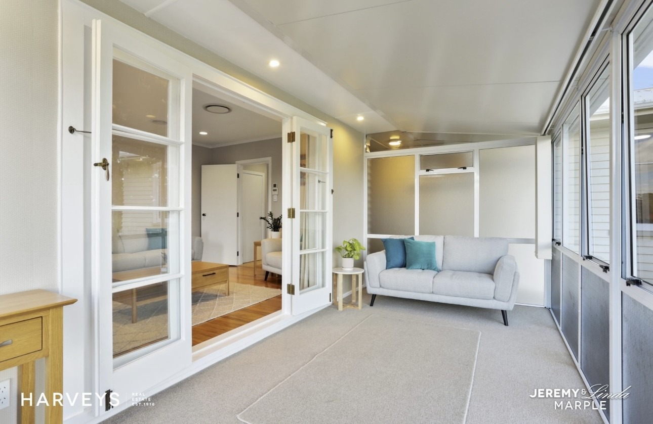 120 Vodanovich Road, Te Atatu South