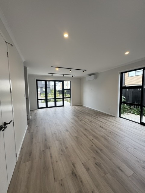 E/660 Swanson Road , Swanson