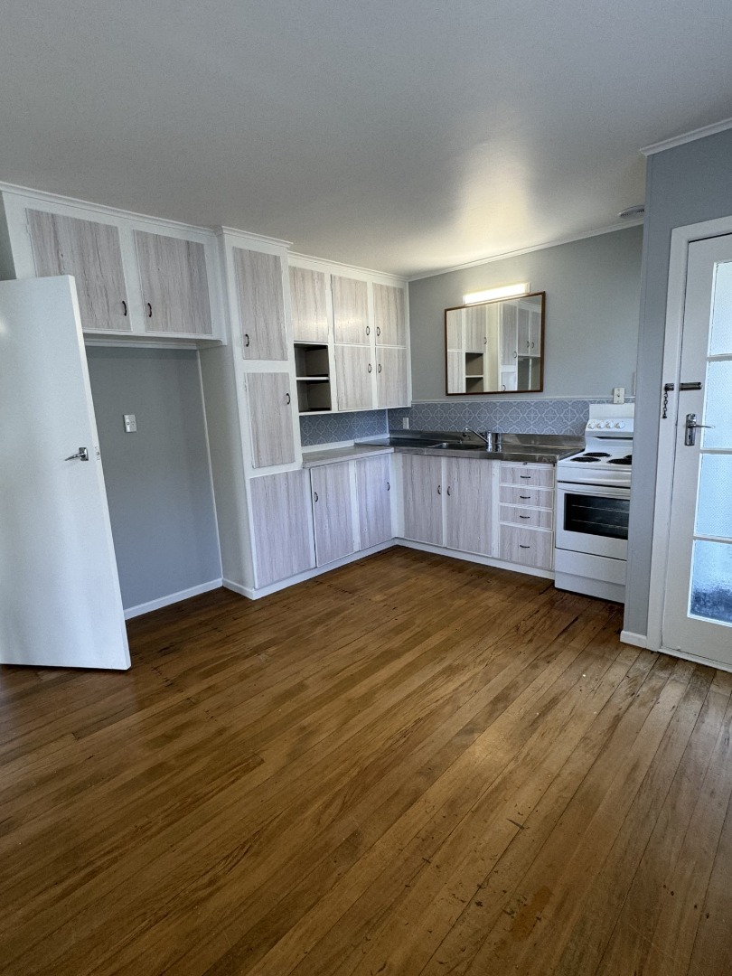 613 Swanson Rd, Swanson
