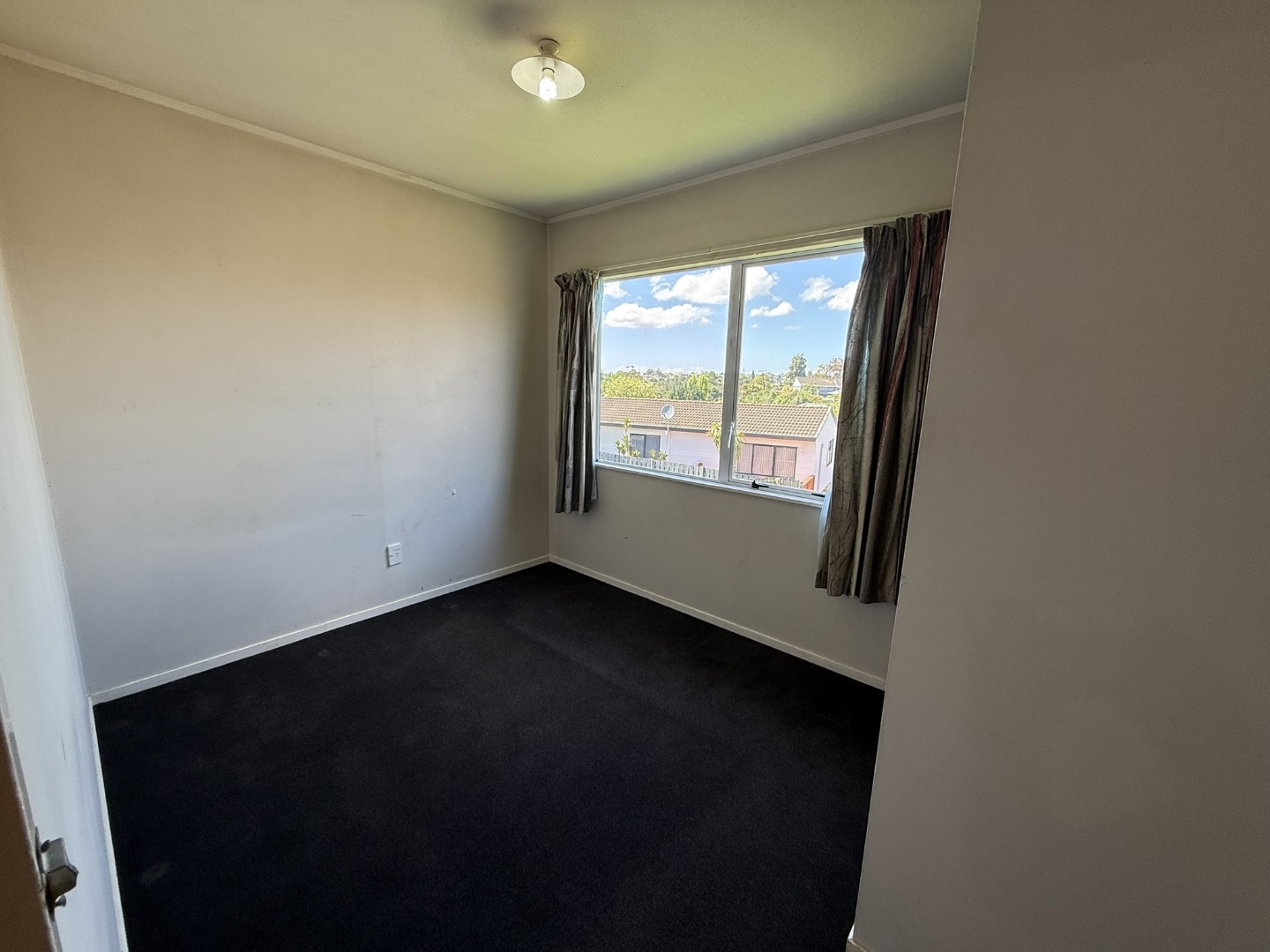 33 Addison Drive, Glendene