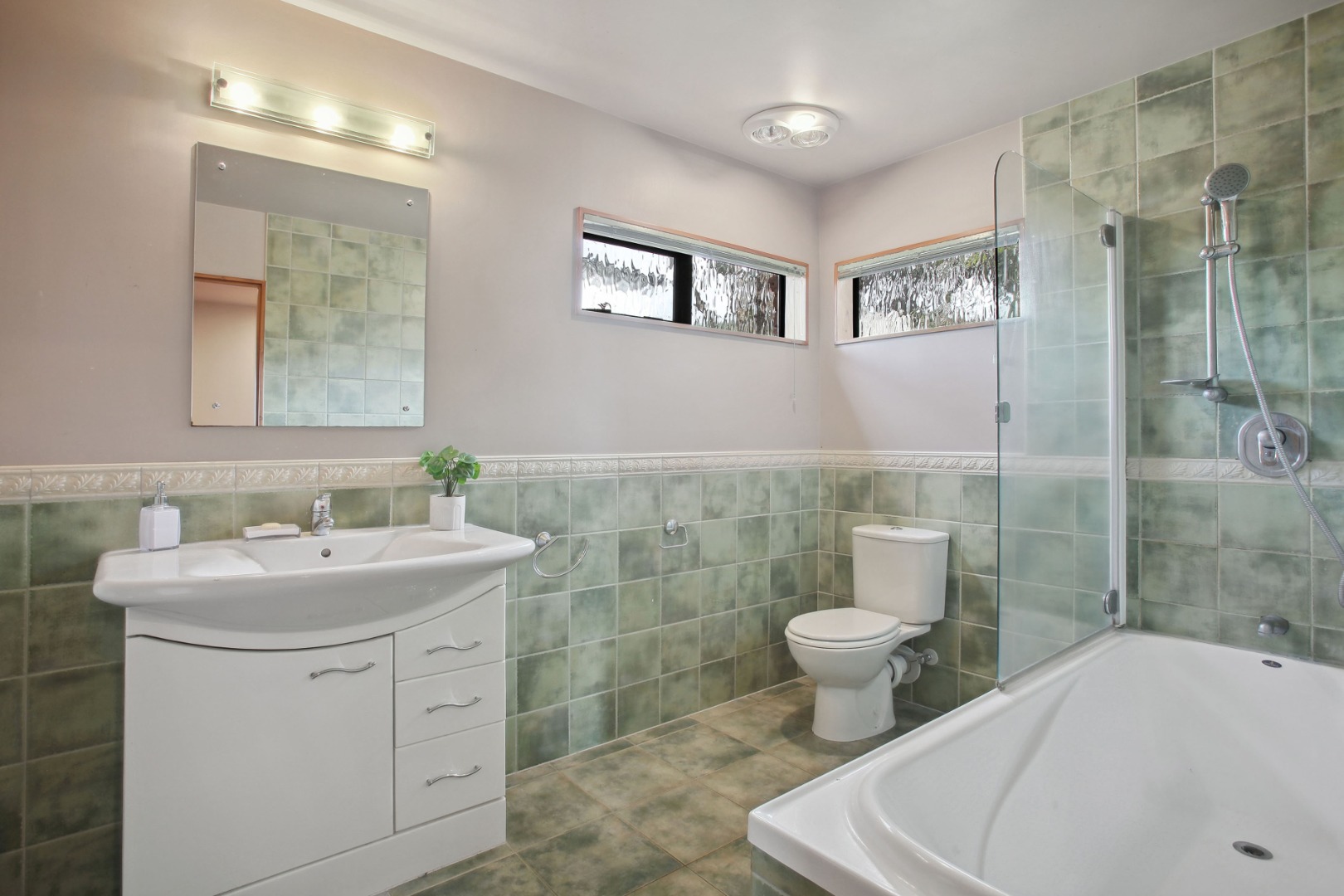 37 Tirohunga Drive, Henderson