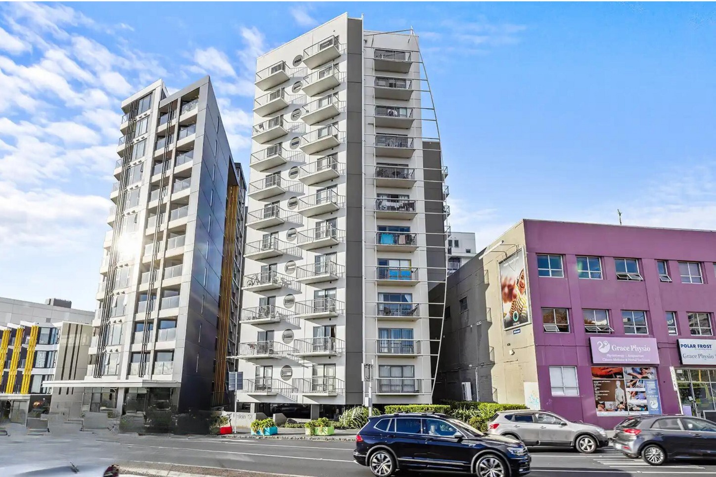 Semi-Furnished Contemporary City Lifestyle Awaits You