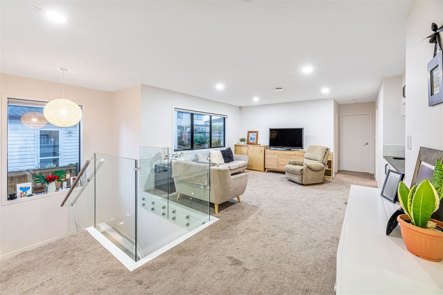 216C Metcalfe  Road Ranui_12