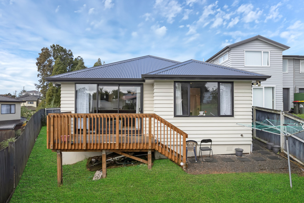 2/65E Metcalfe Road, Ranui