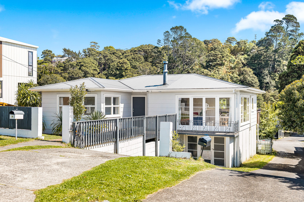 38 Woodside Road, Massey