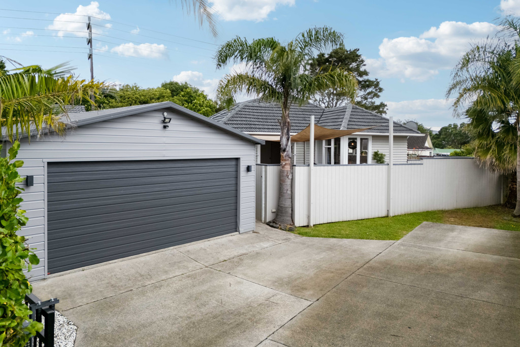 36A Silverstone Place, Henderson