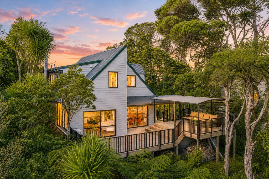 72 Crows Road, Swanson