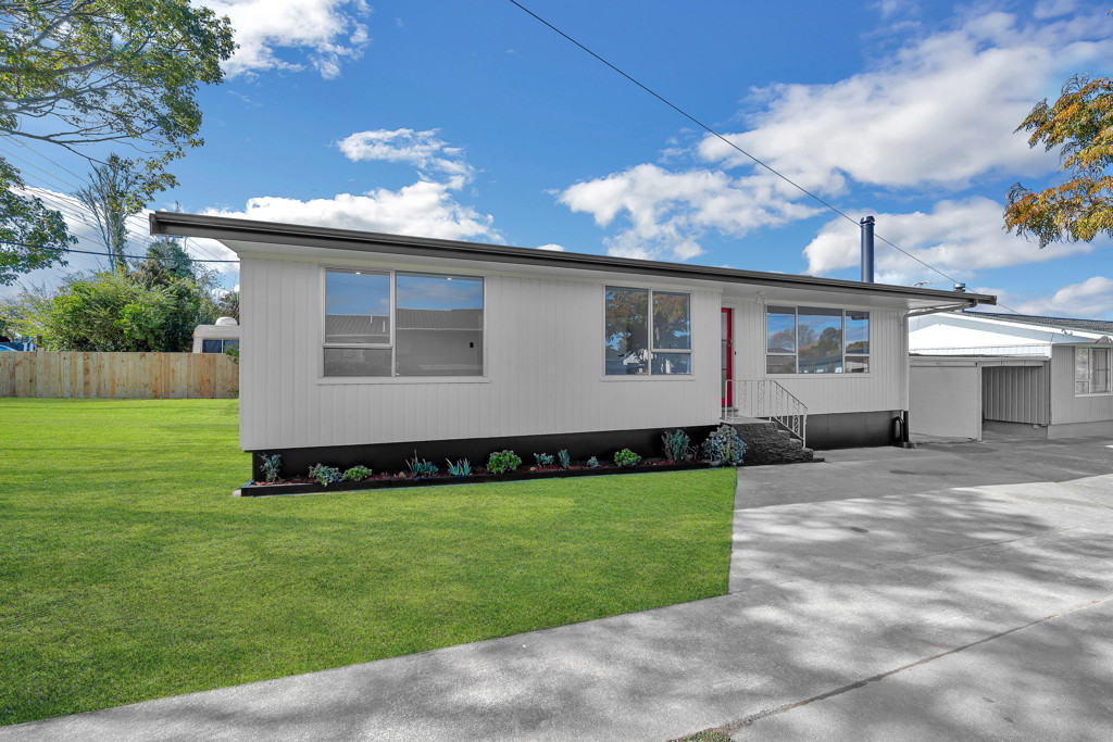1/21 Woodside Road, Massey