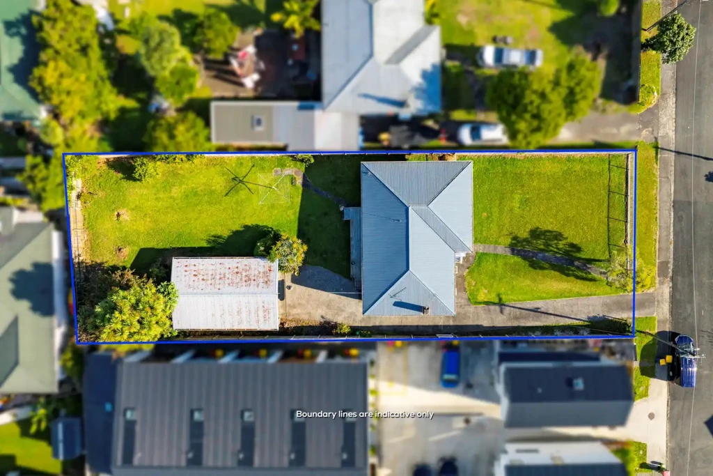 12 Alan Avenue, Henderson