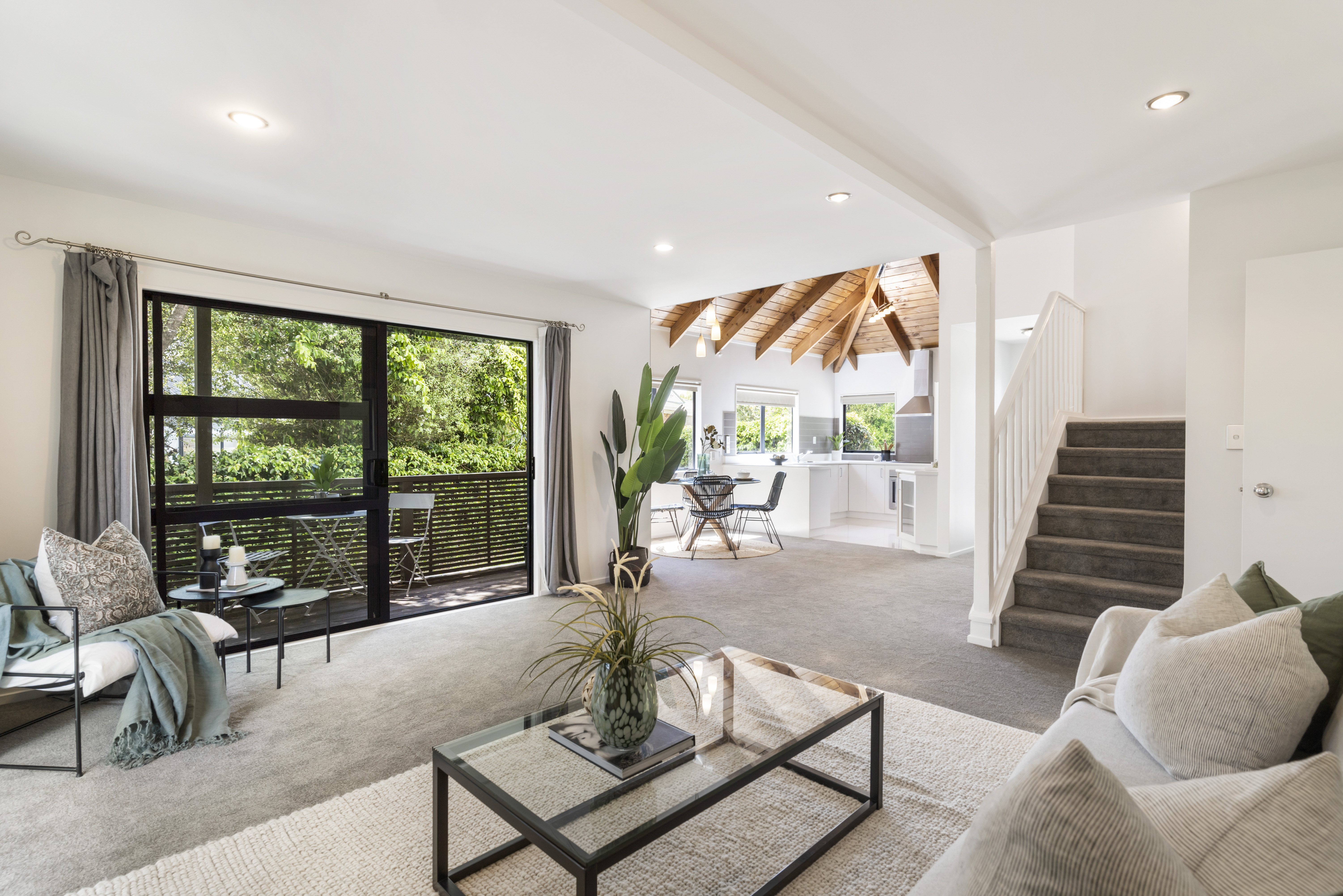 2/16 Duncan Avenue, Te Atatu South