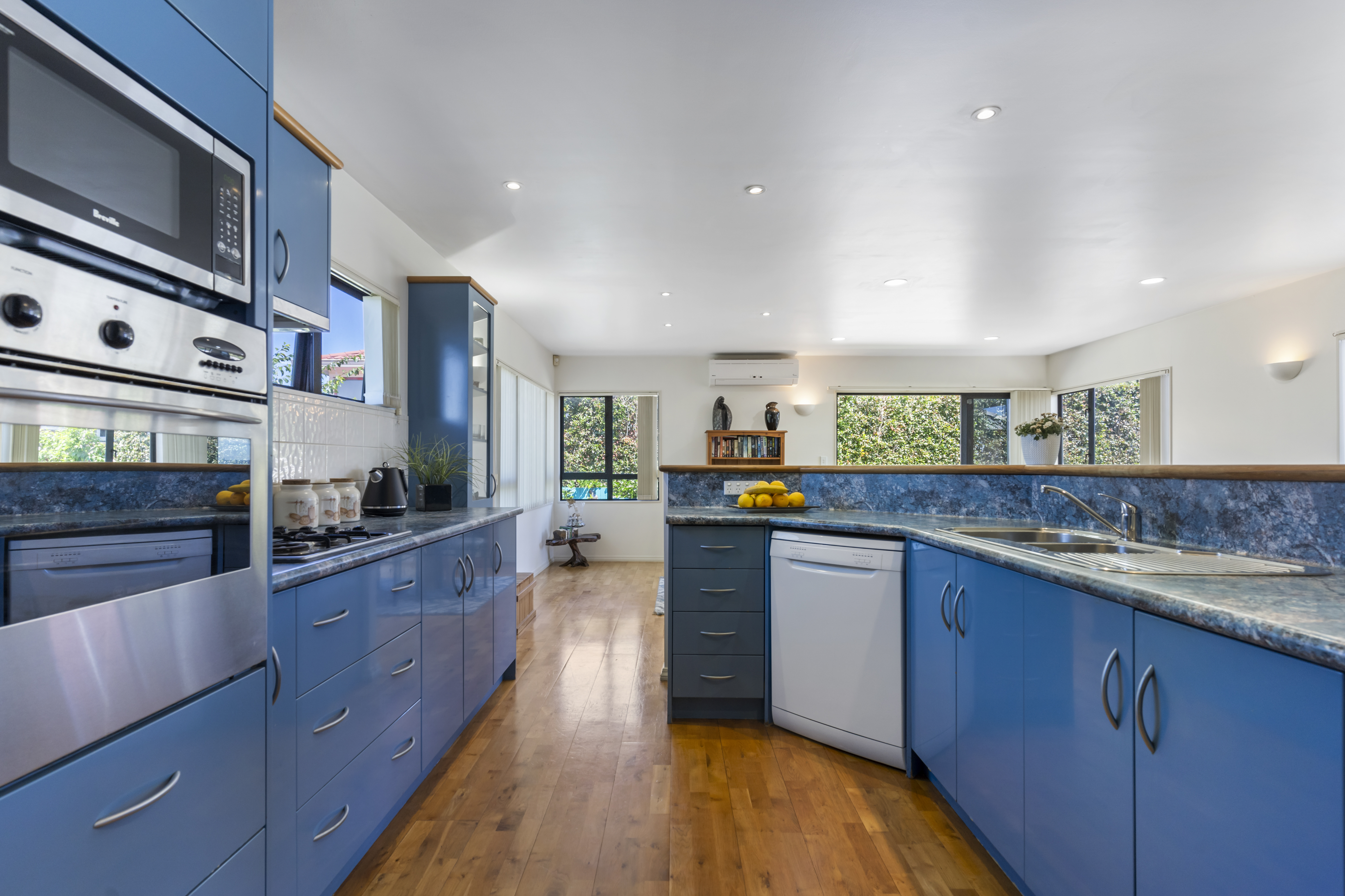 18 Fairlea Road, Te Atatu South