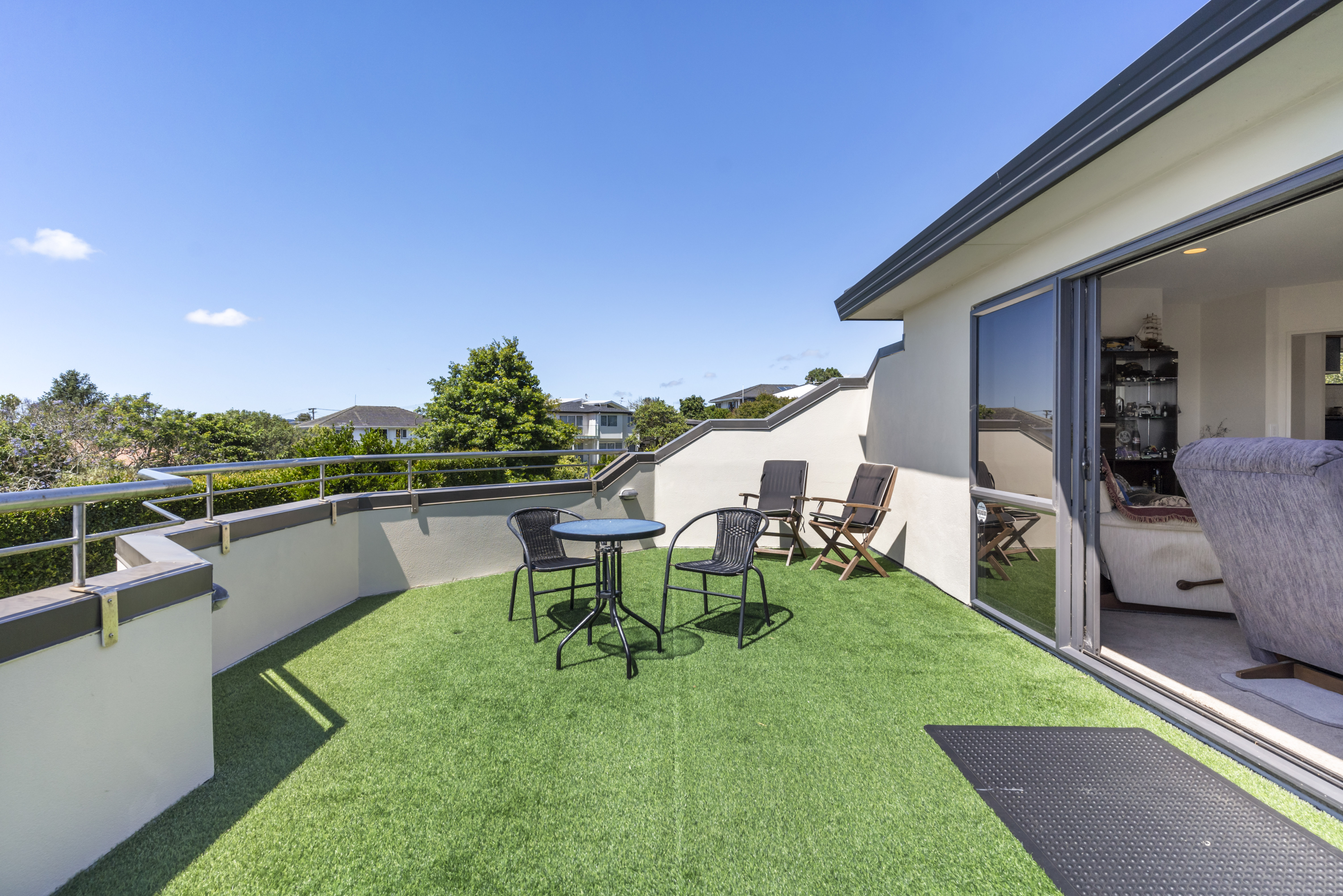 18 Fairlea Road, Te Atatu South