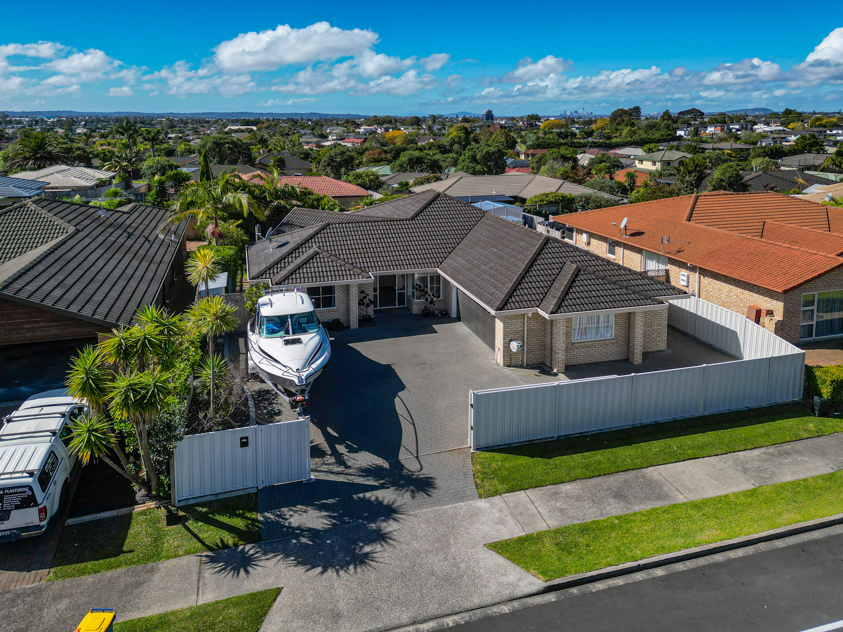 27 Summerland Drive, Henderson Heights