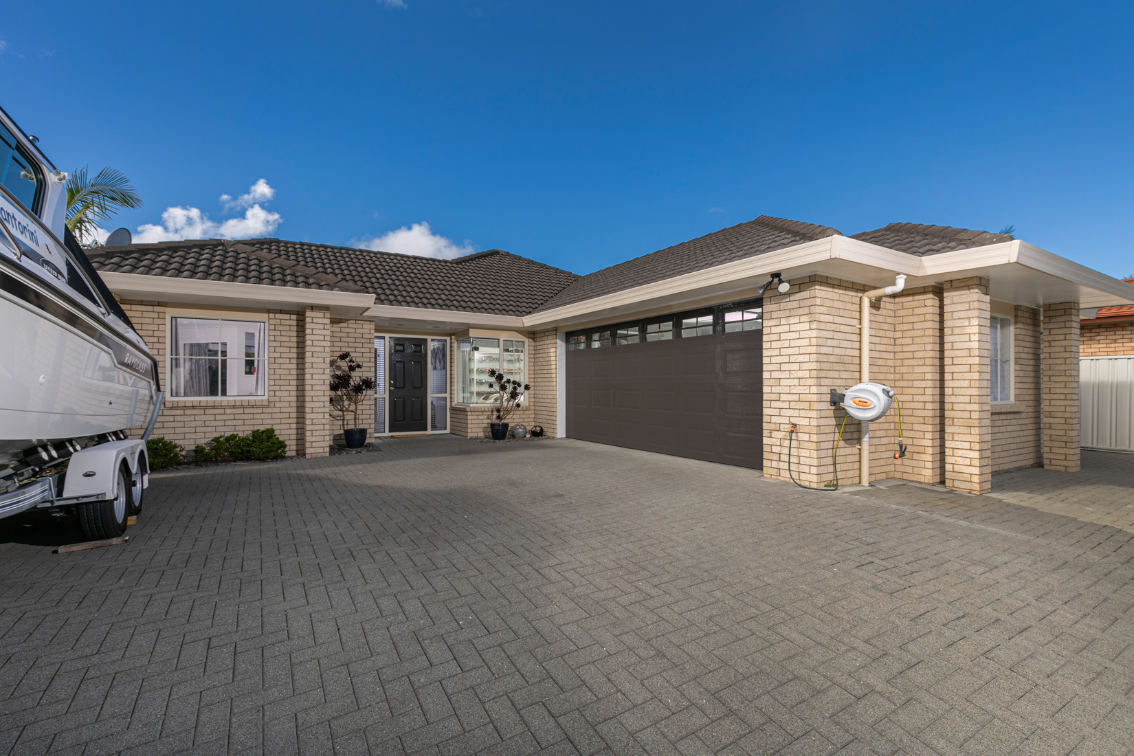 27 Summerland Drive, Henderson Heights