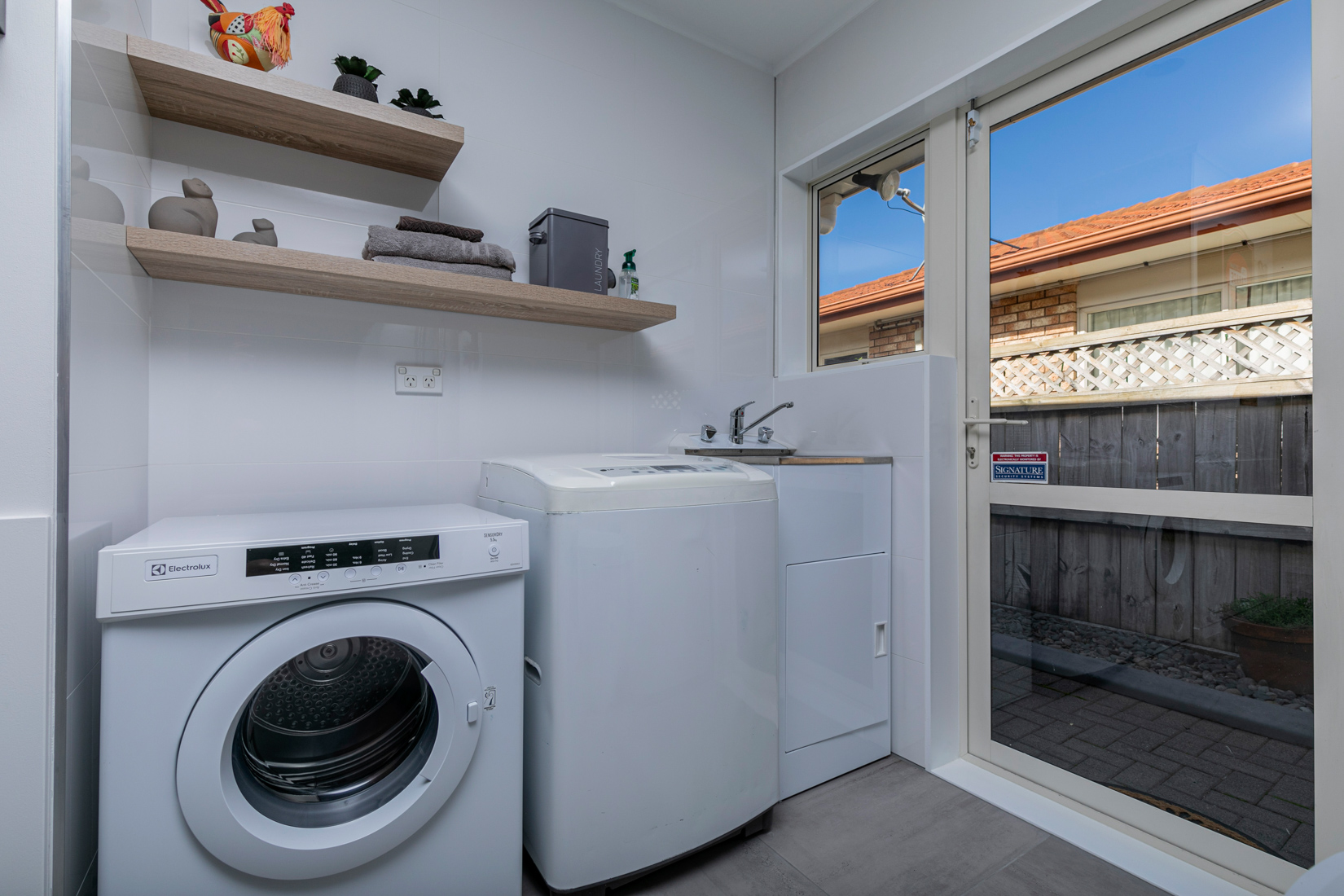 27 Summerland Drive, Henderson Heights