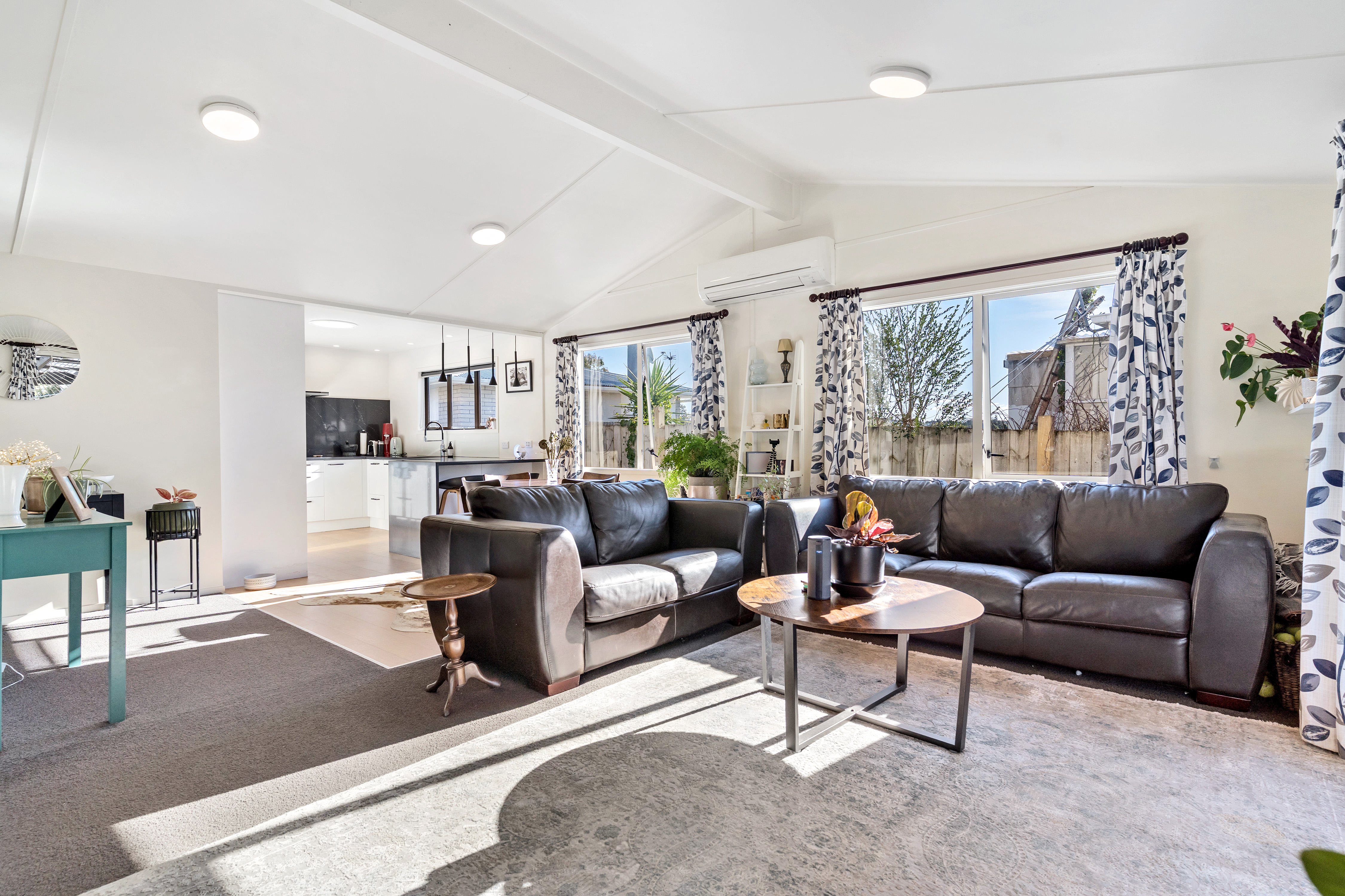 25 Denarius Lane, Glendene