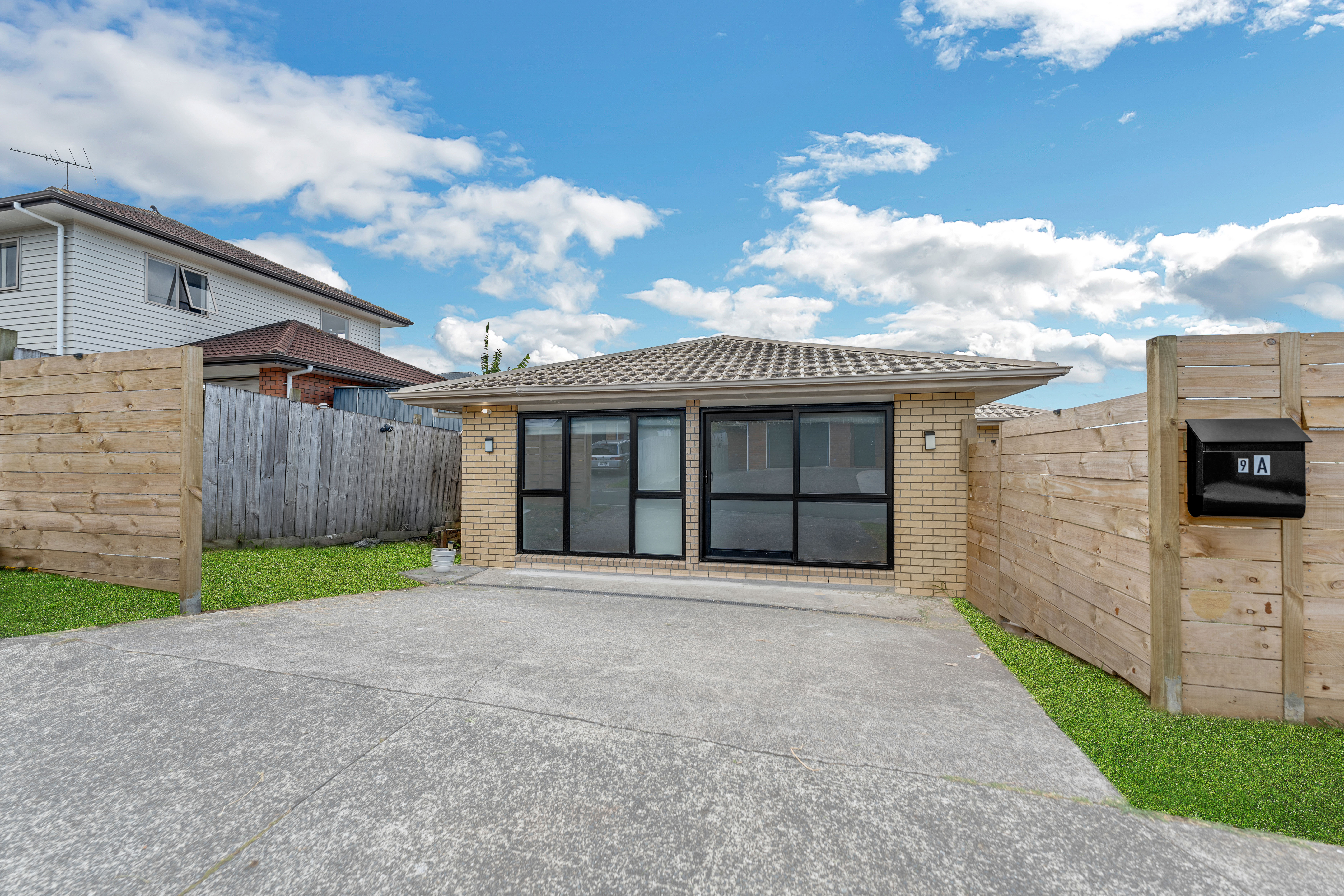 9 Neesons Way, Glendene