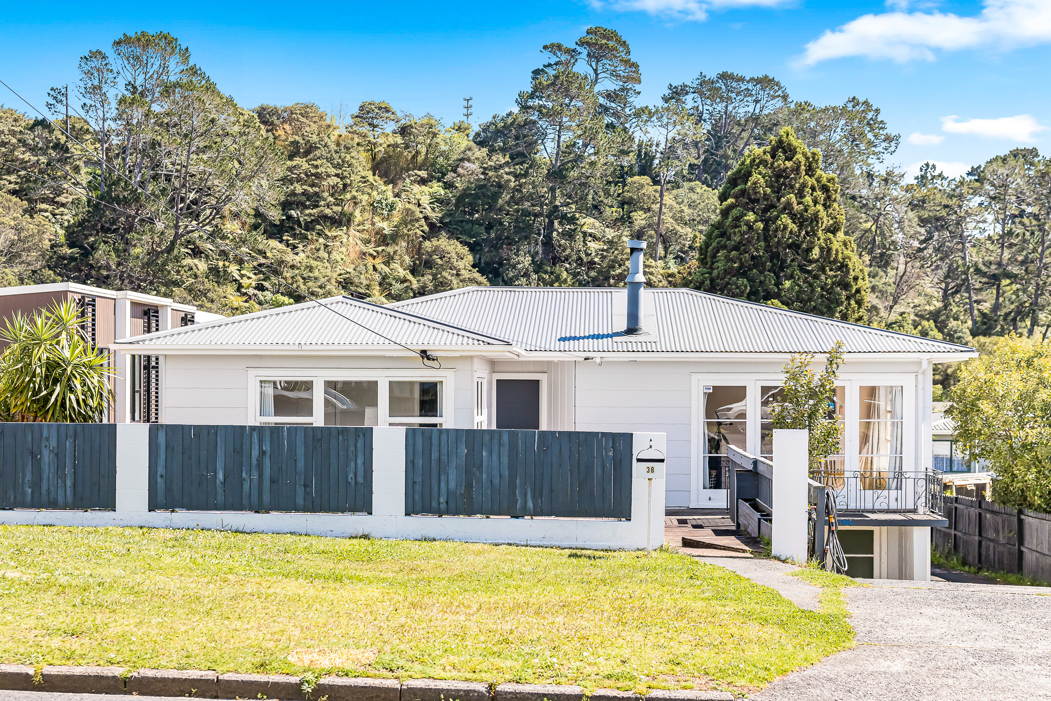 38 Woodside Road, Massey