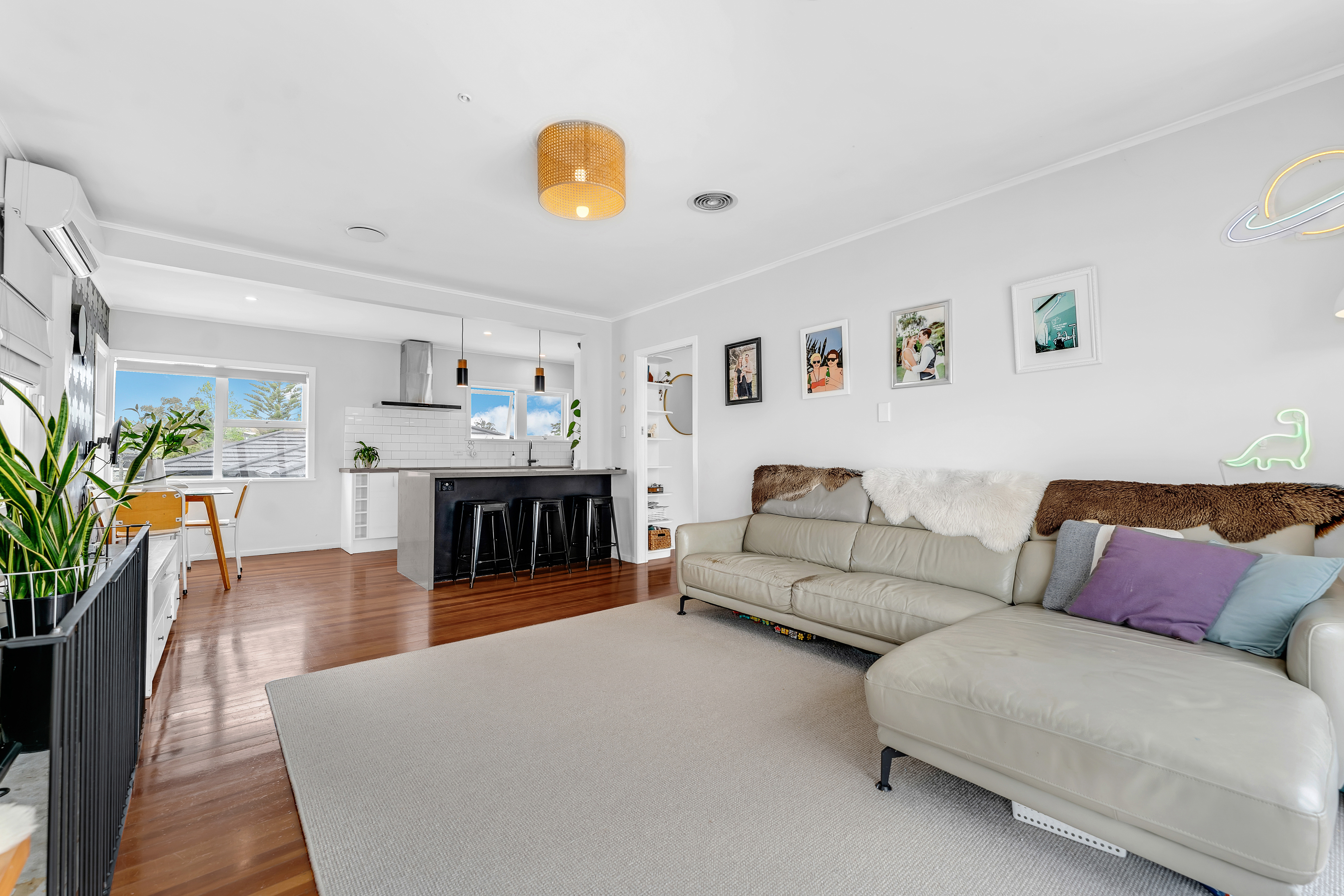 20 Sylvan Crescent, Te Atatu South