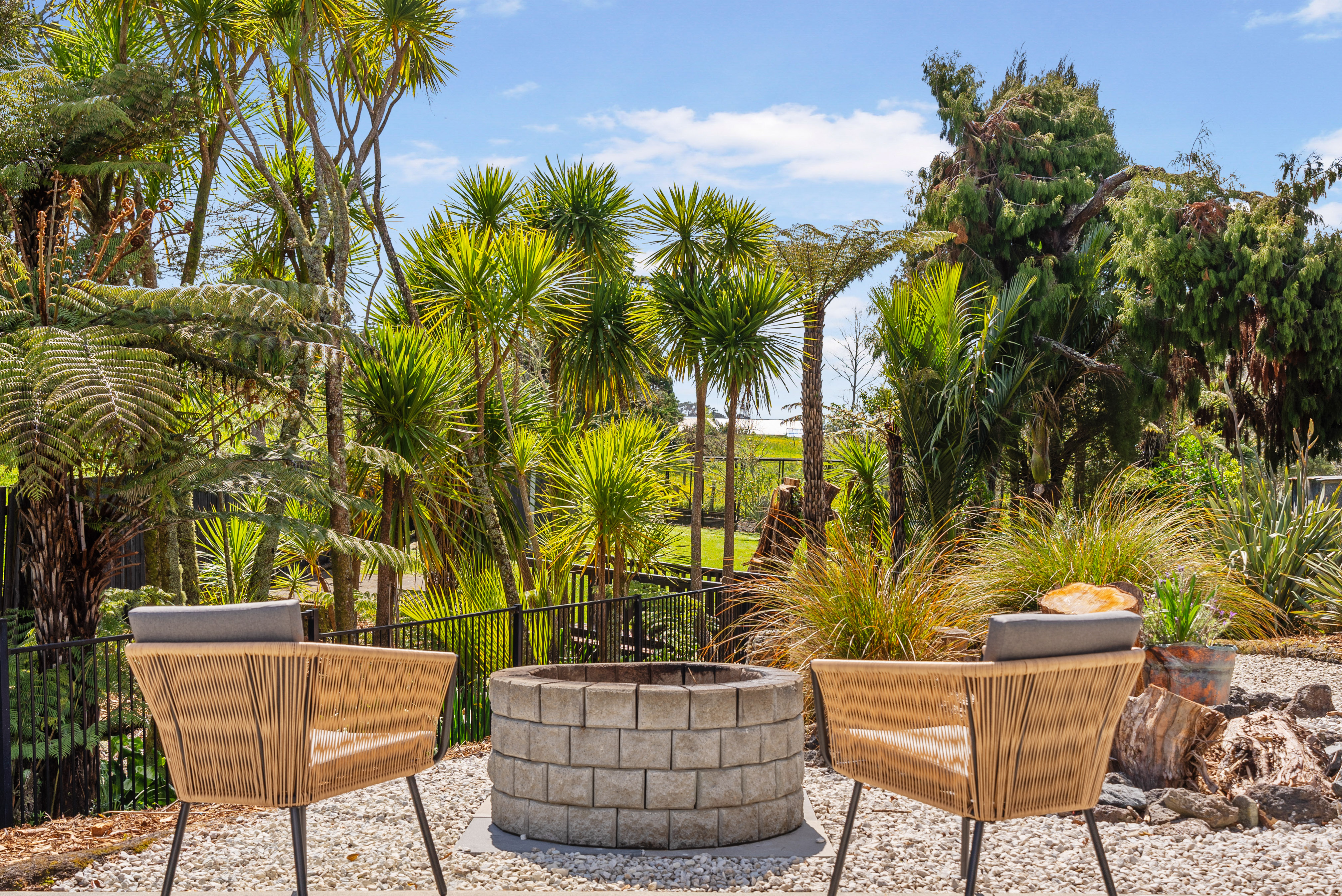 18 Grassmere Road, Henderson Valley