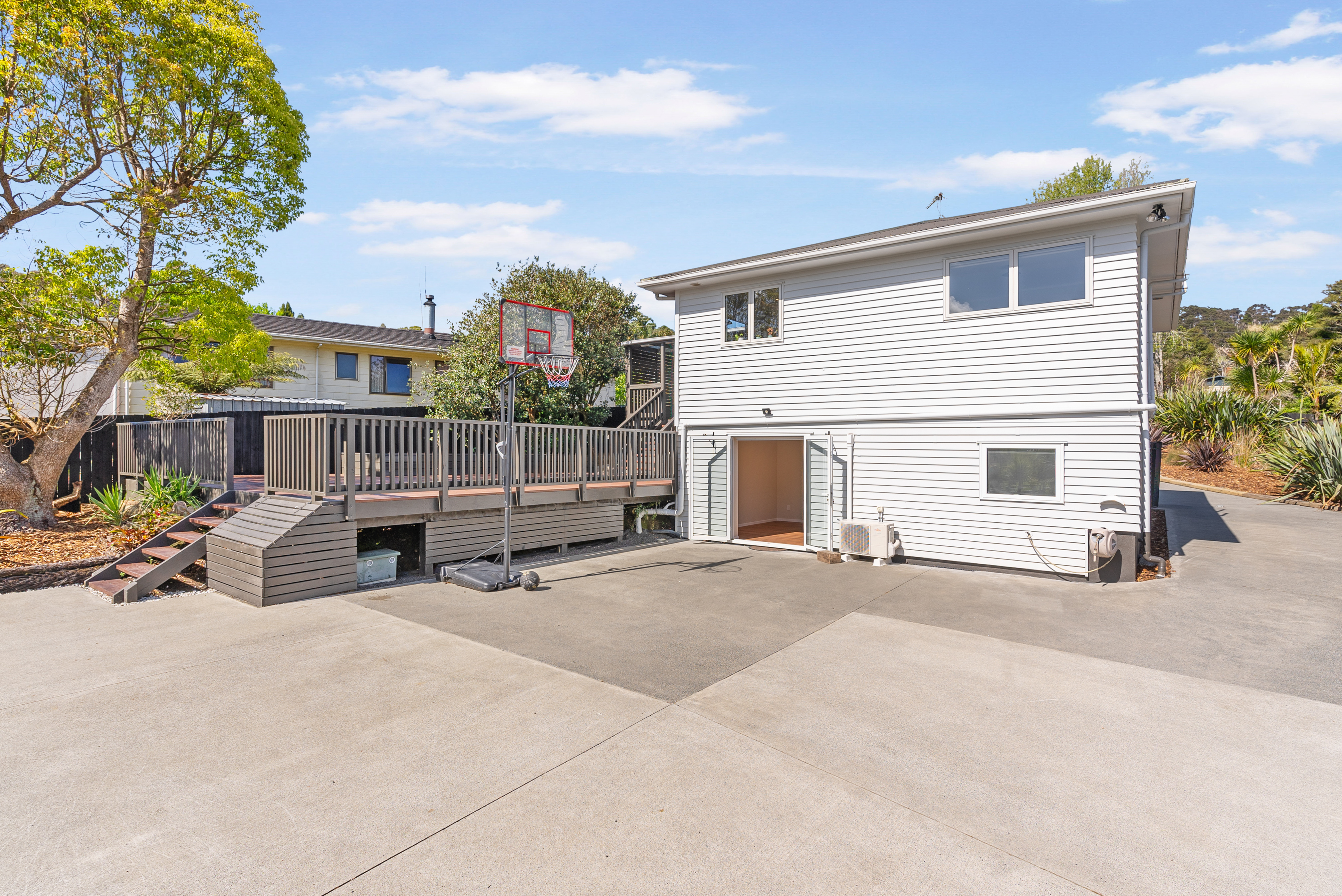 18 Grassmere Road, Henderson Valley