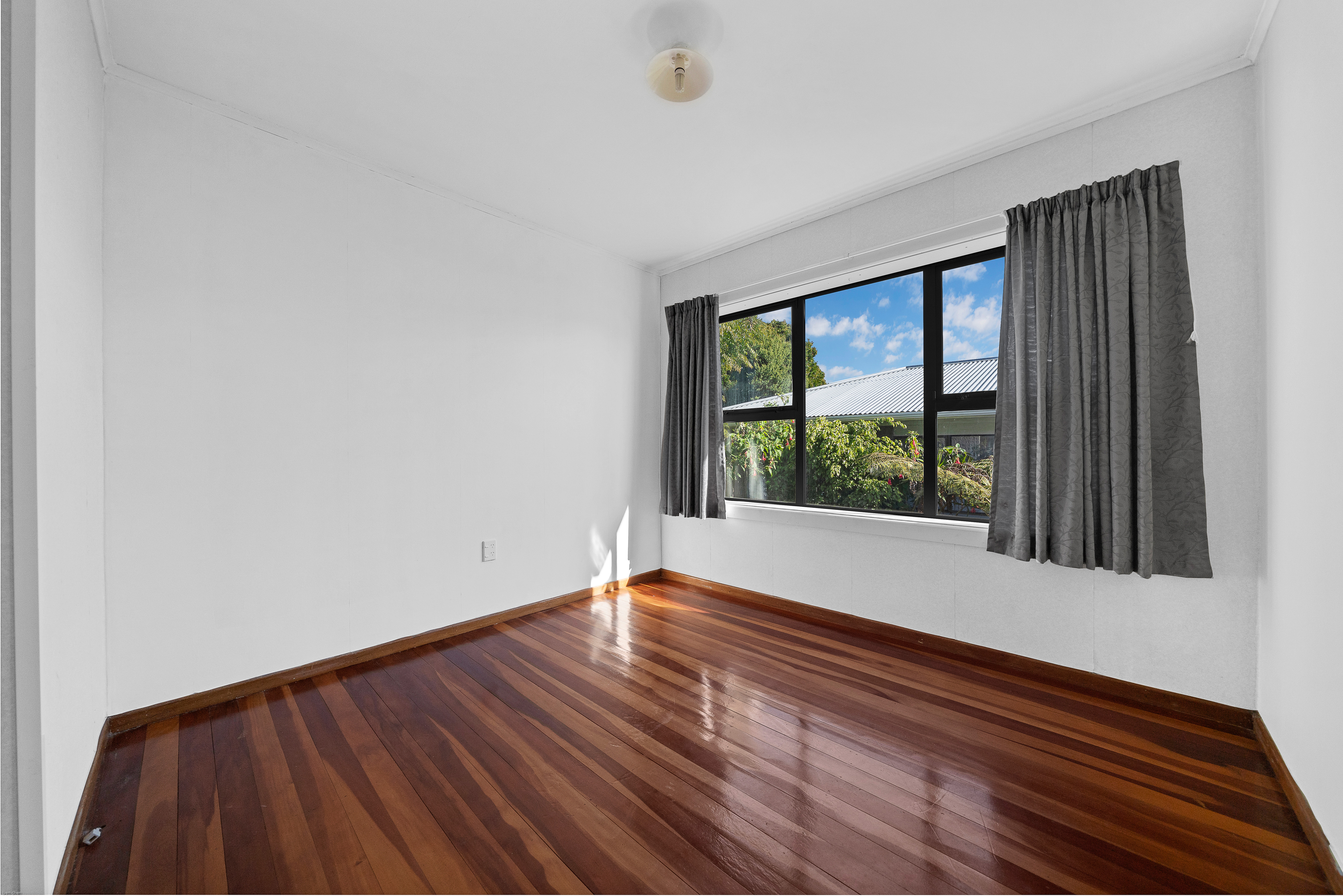 26 Millbrook Road, Henderson