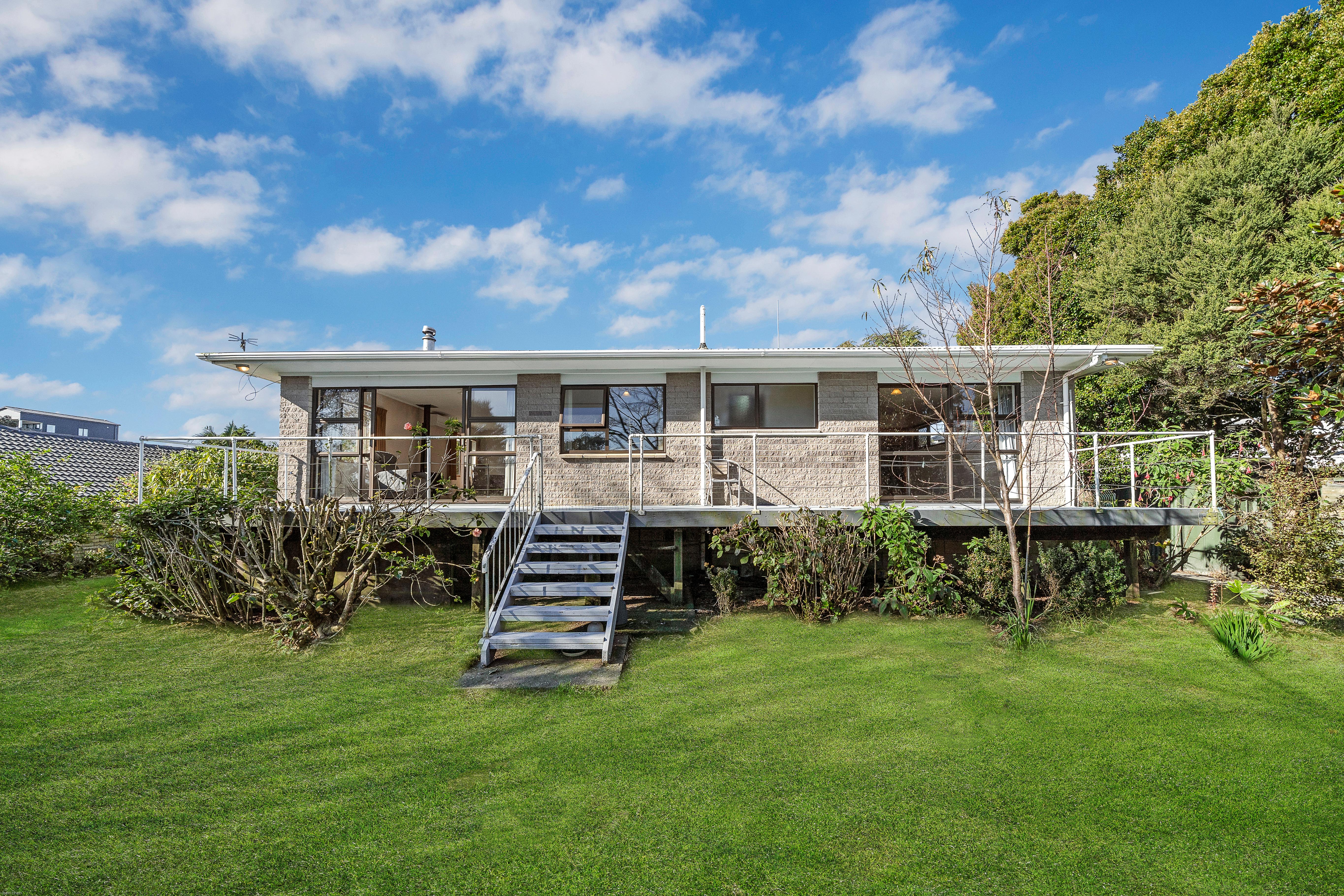 26 Millbrook Road, Henderson