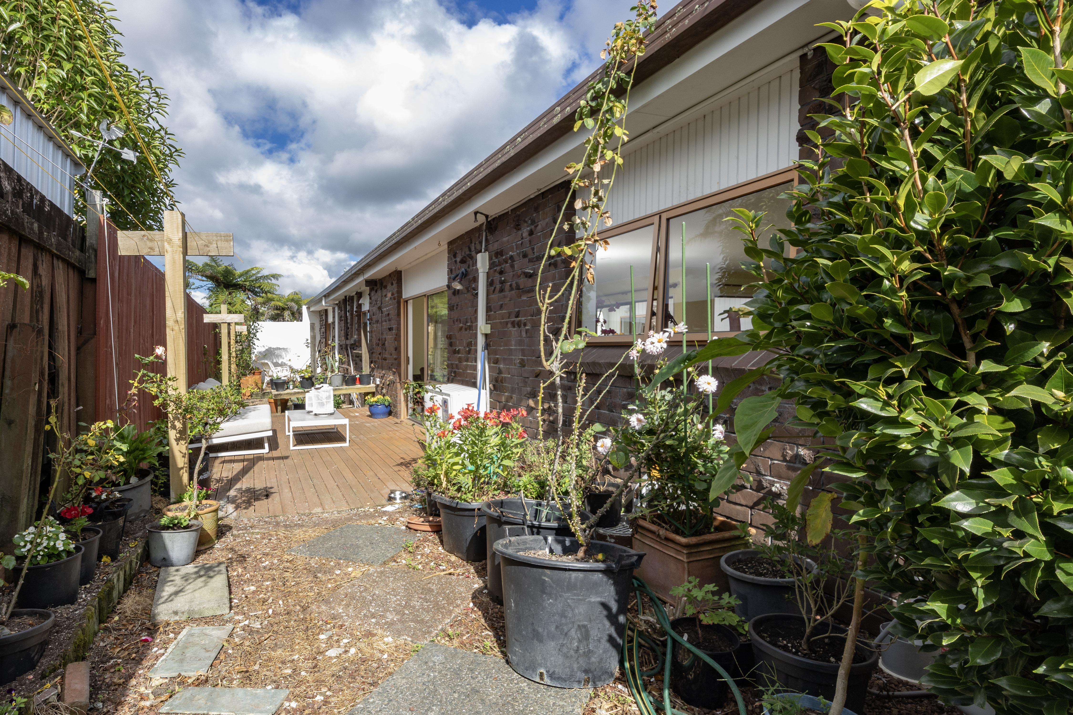 1/51A View Road, Henderson