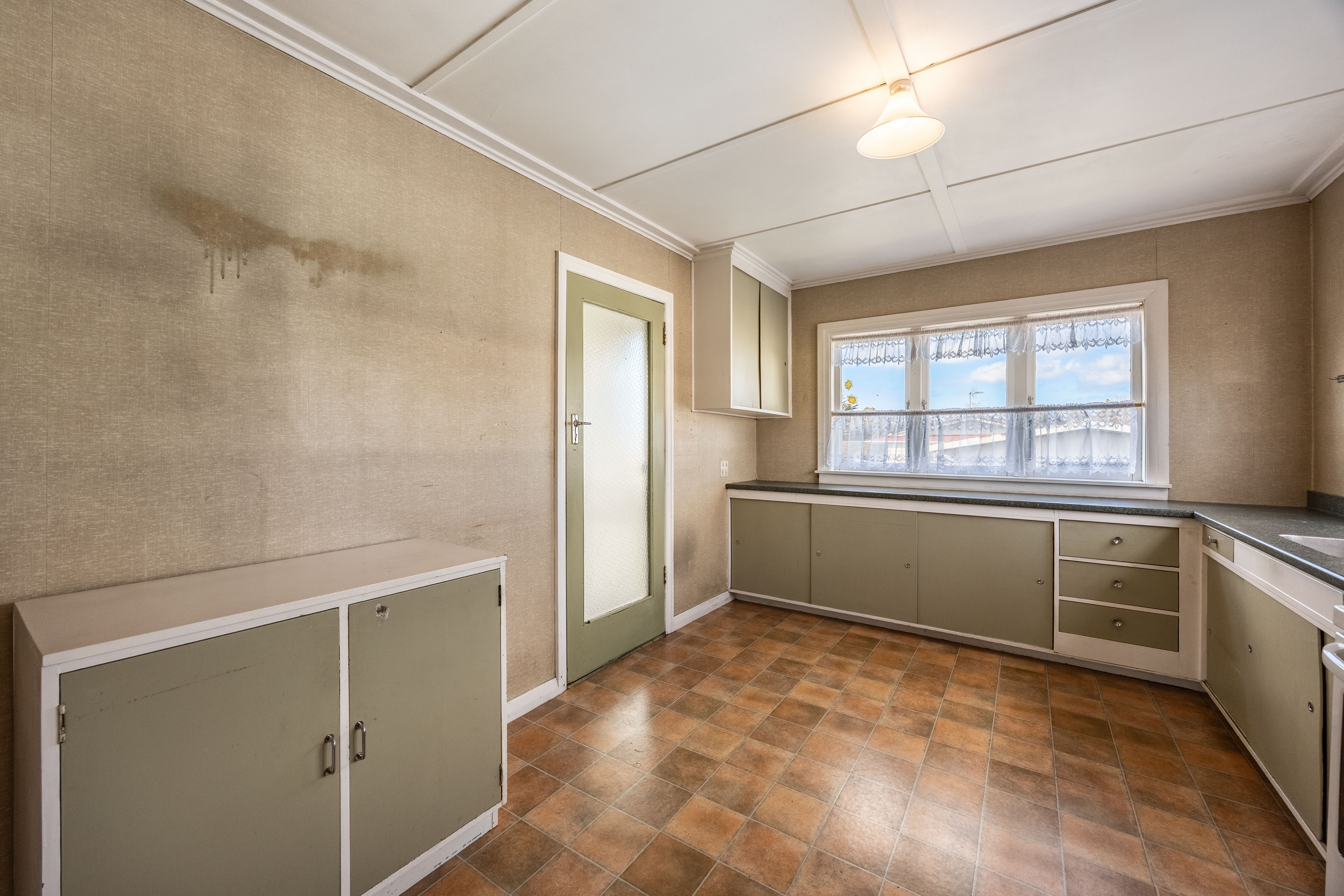 46 Titirangi Road, New Lynn