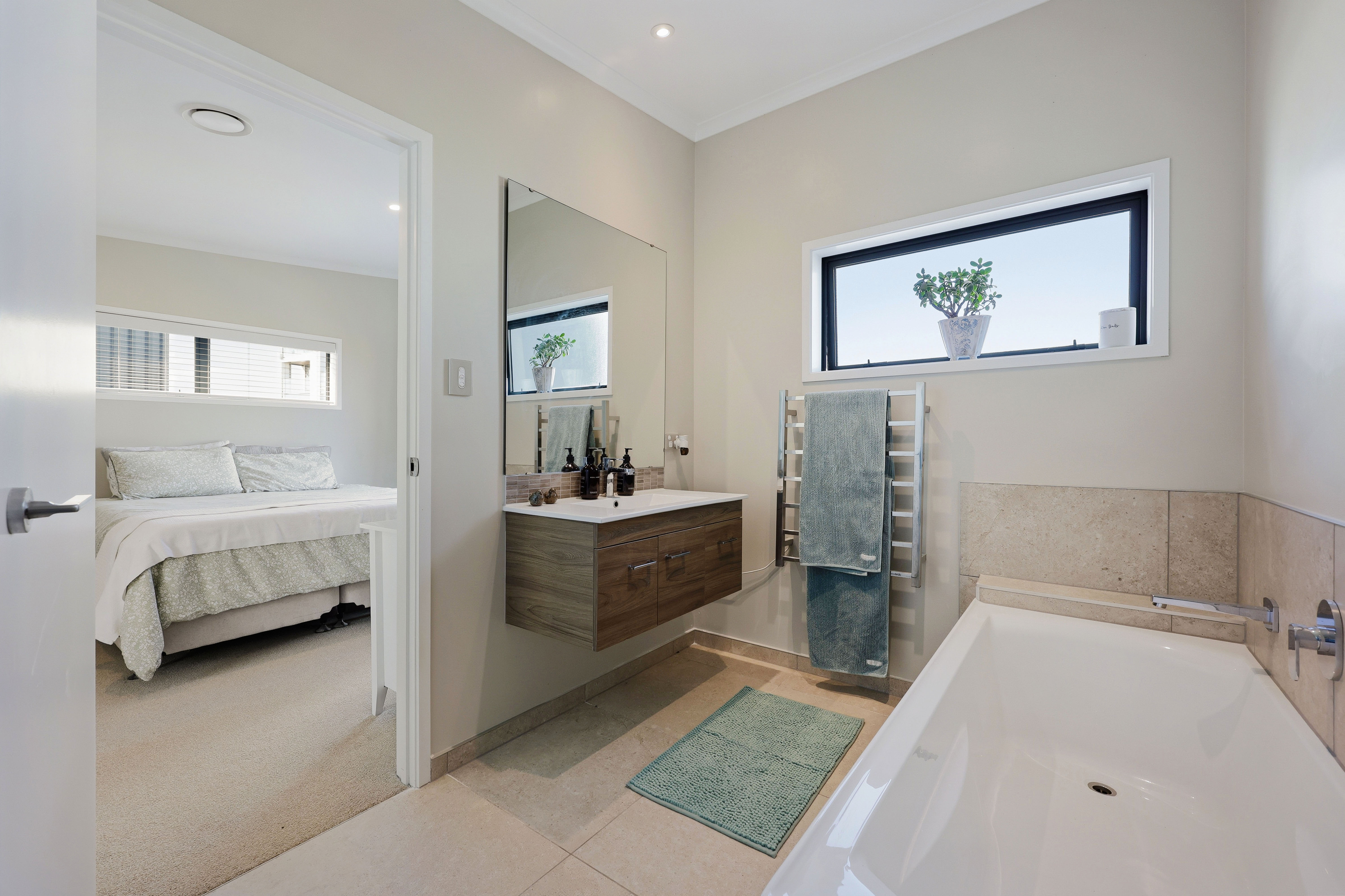 180 Hobsonville Point Road, Hobsonville