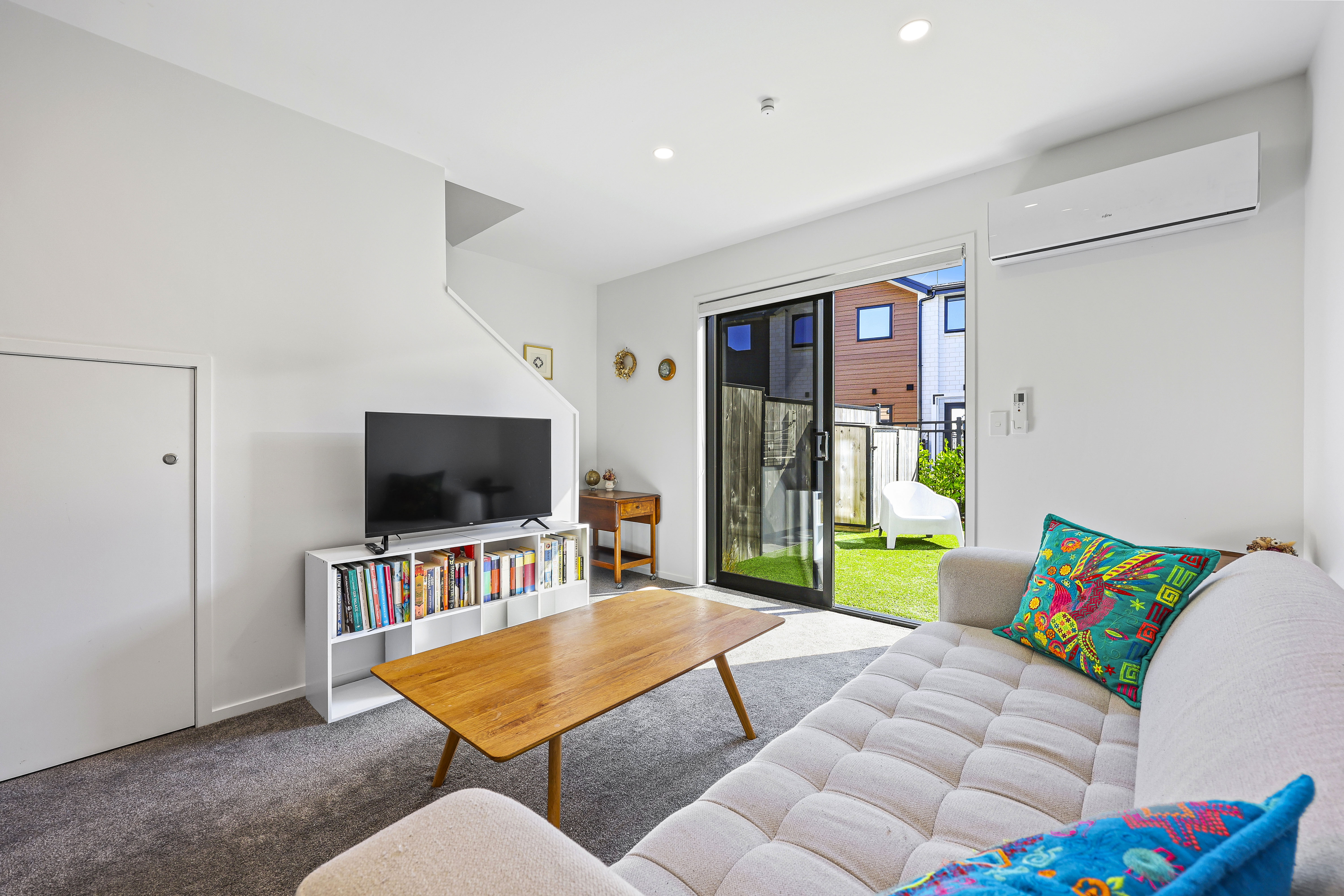4/170 Don Buck Road, Massey