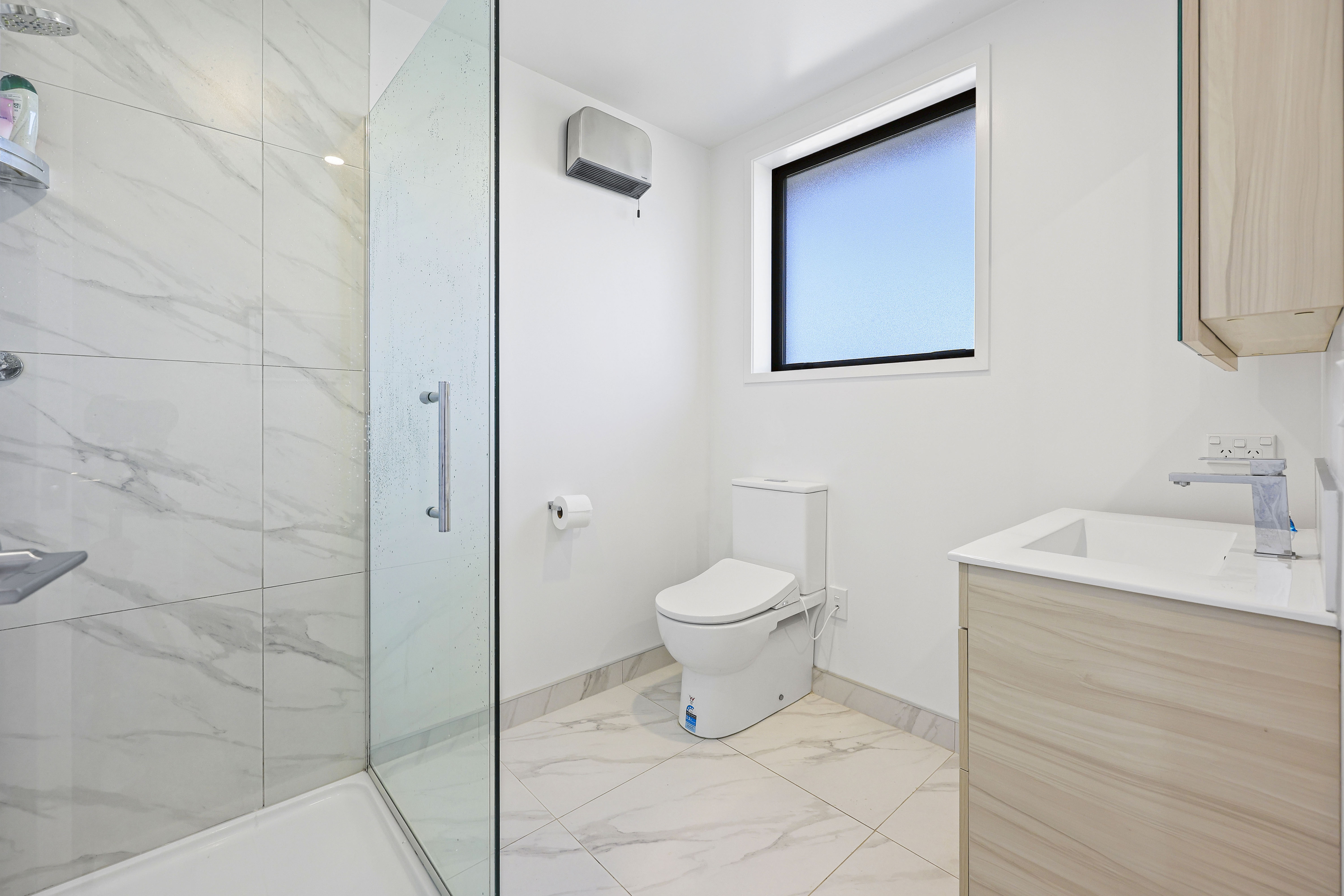 4/170 Don Buck Road, Massey