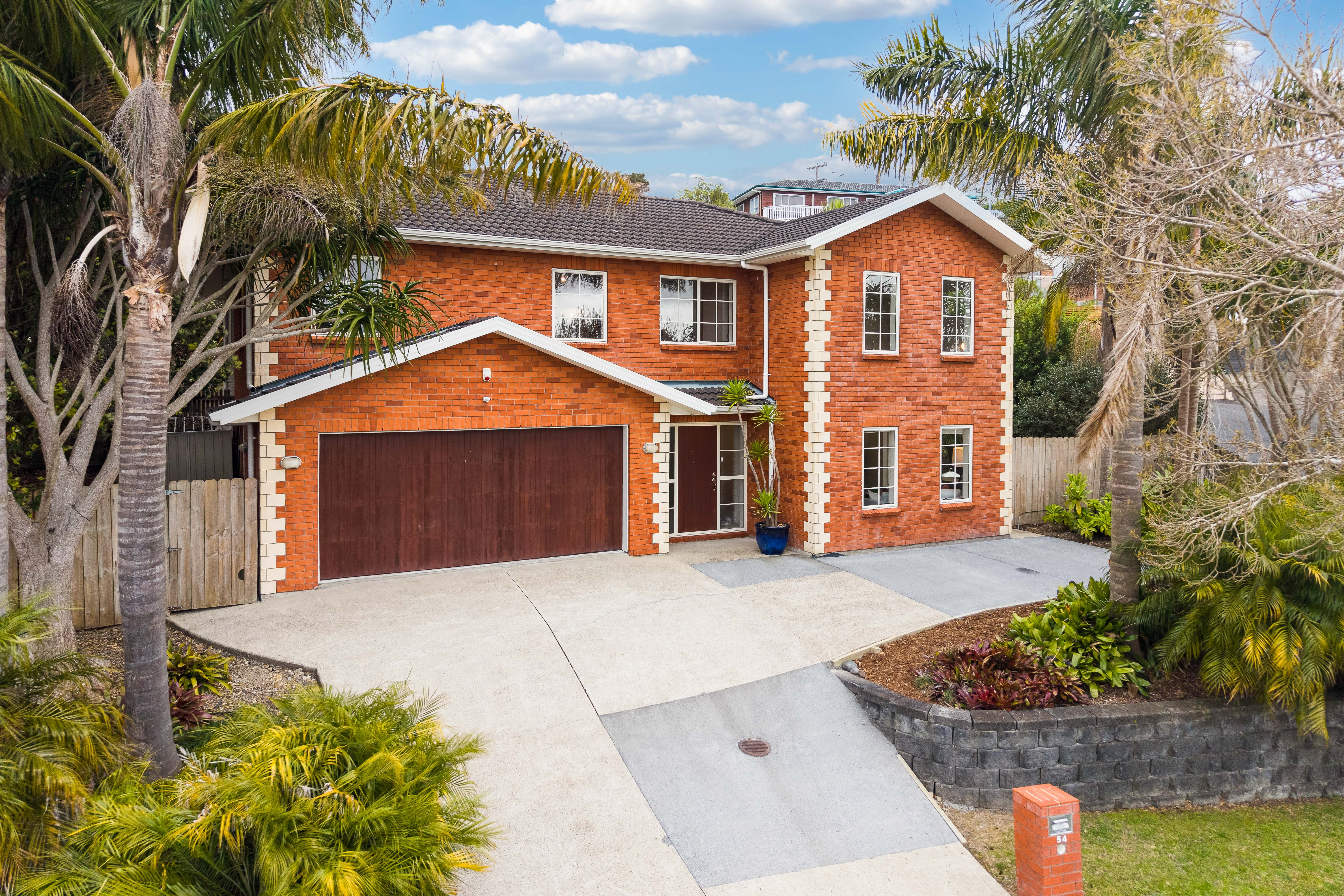 54 Leafield Crescent, Henderson