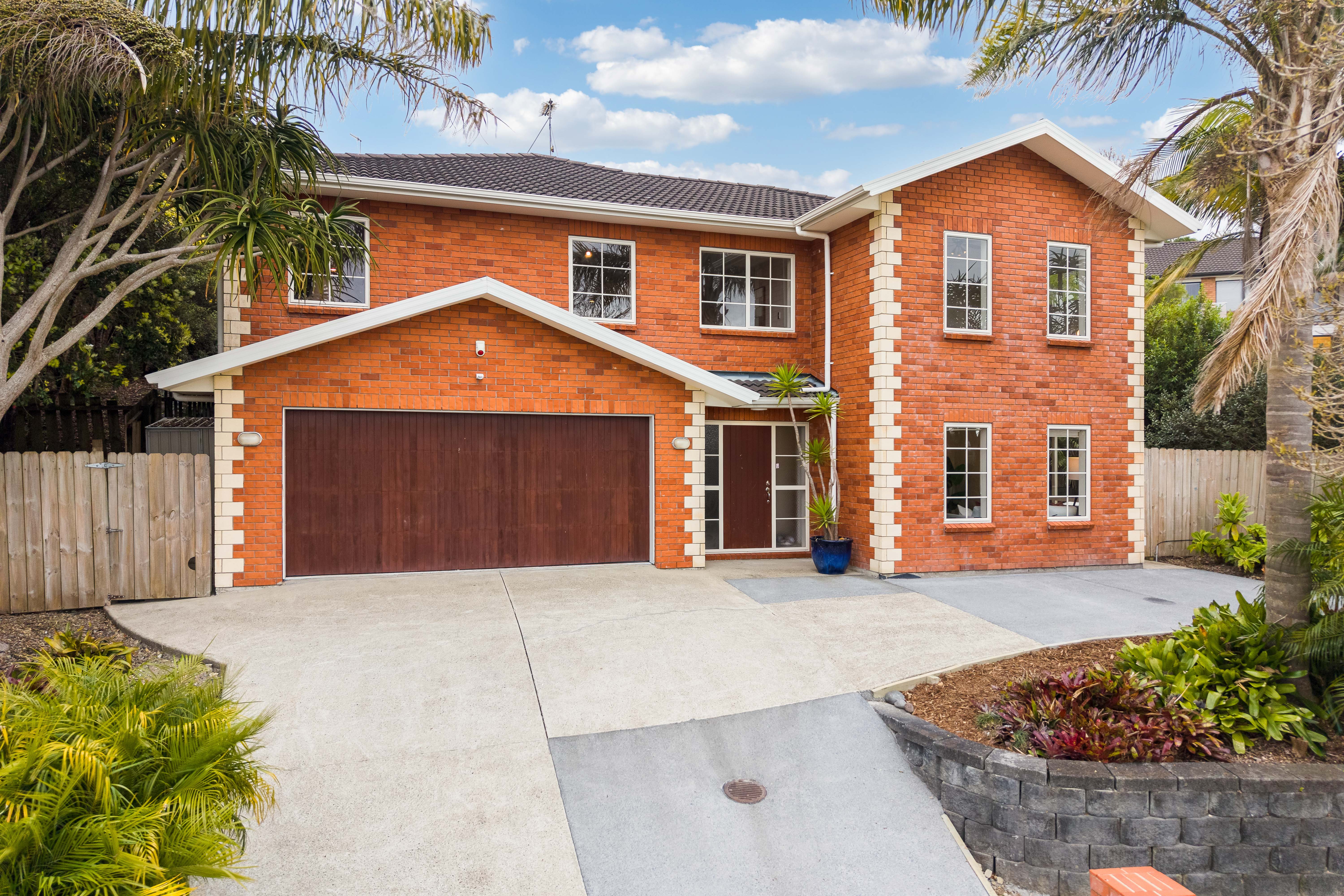 54 Leafield Crescent, Henderson