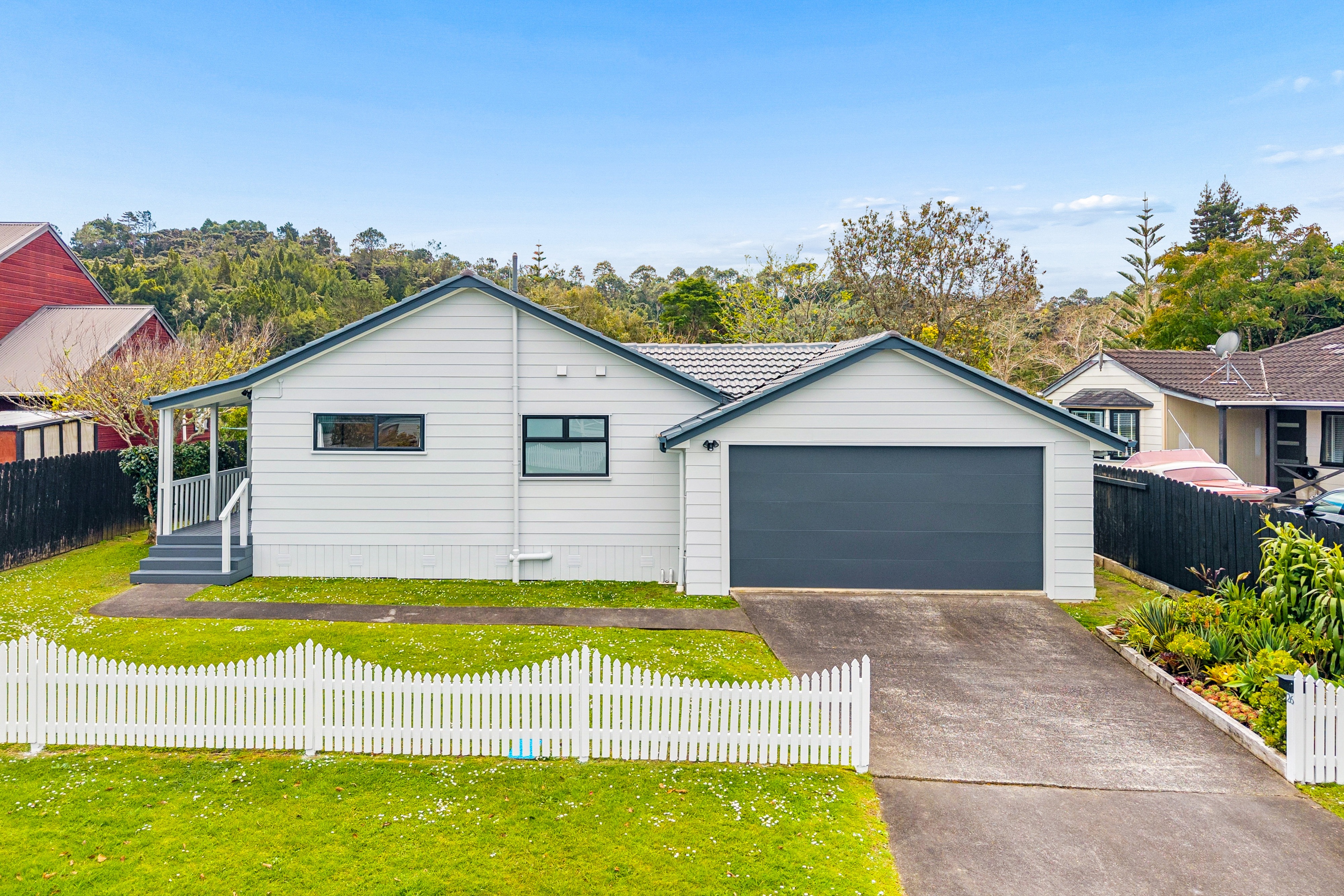 26 Redlands Grove, Swanson