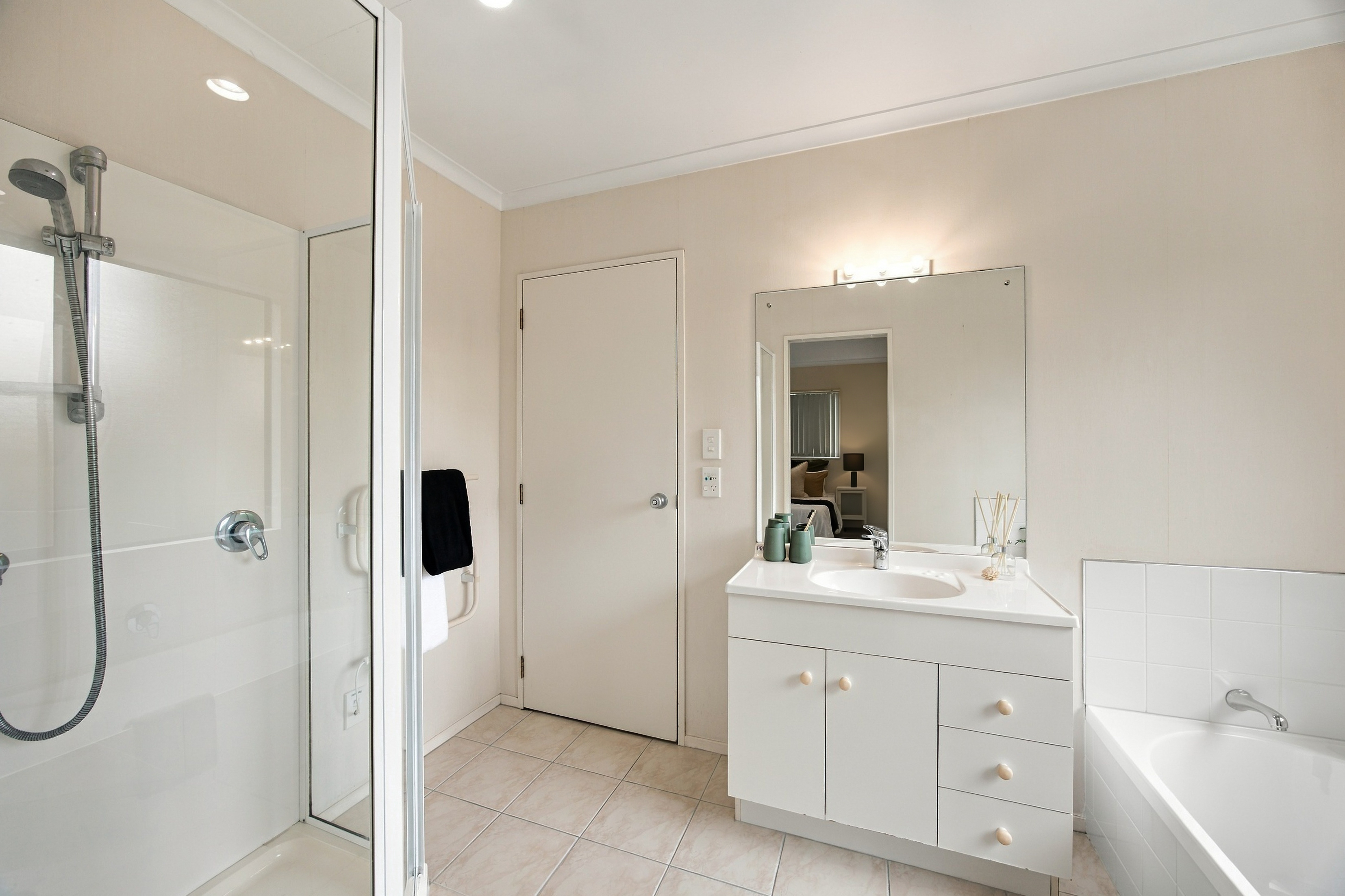 45F Forest Hill Road, Henderson