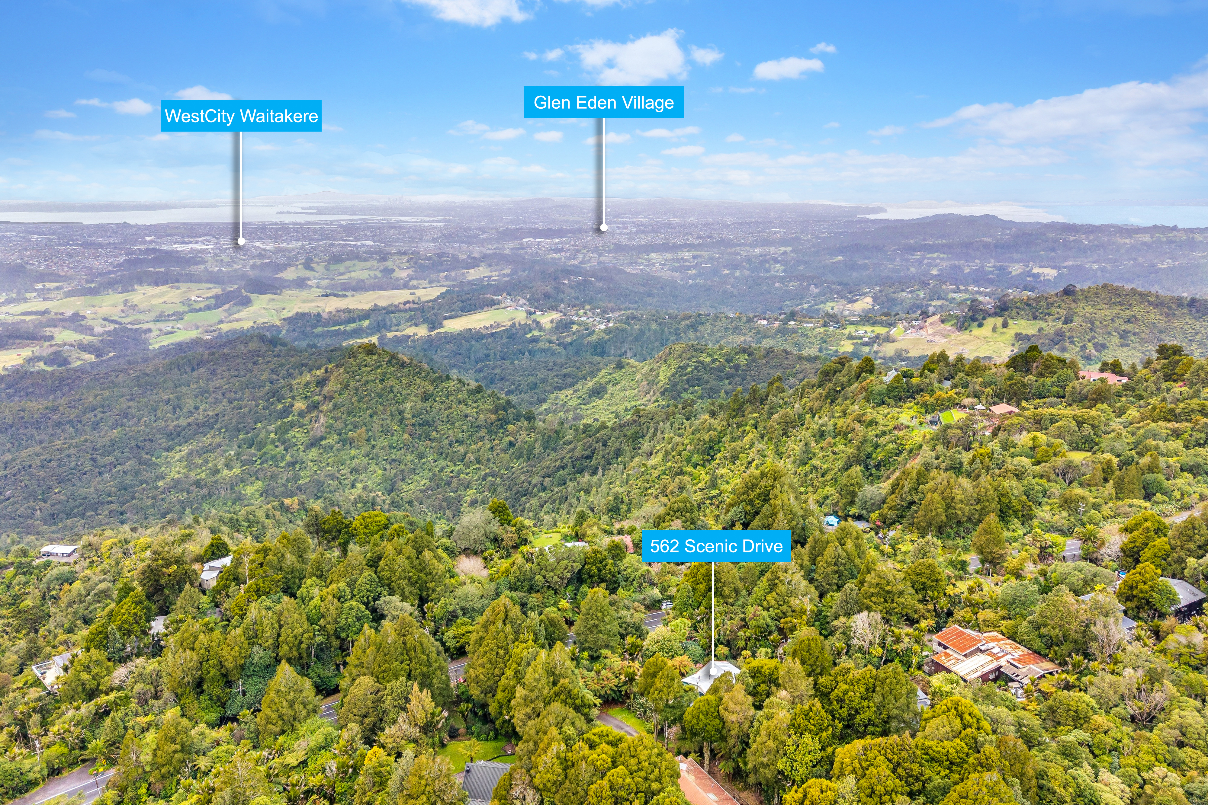 562 Scenic Drive, Waiatarua