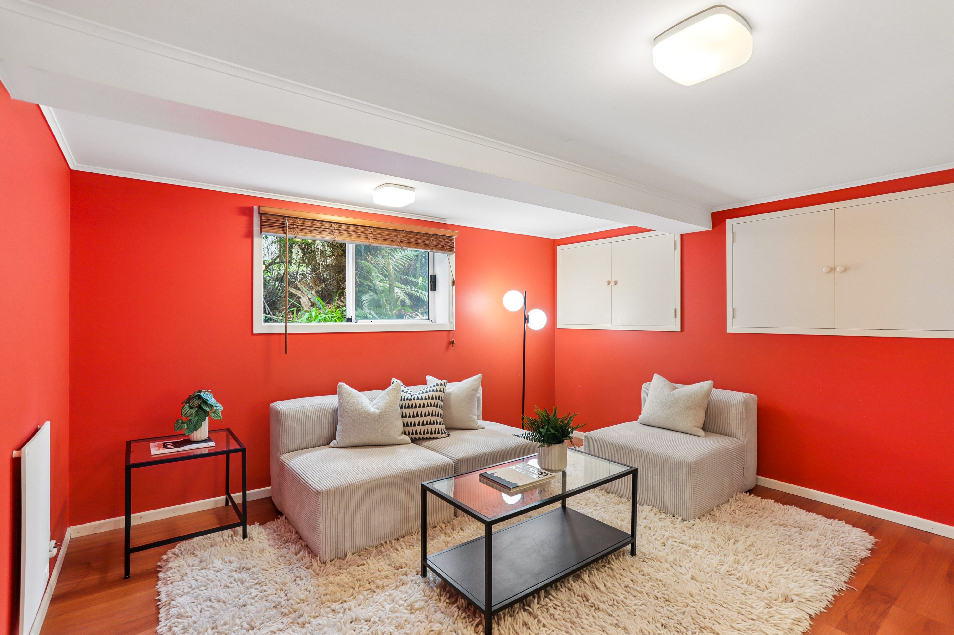 562 Scenic Drive, Waiatarua