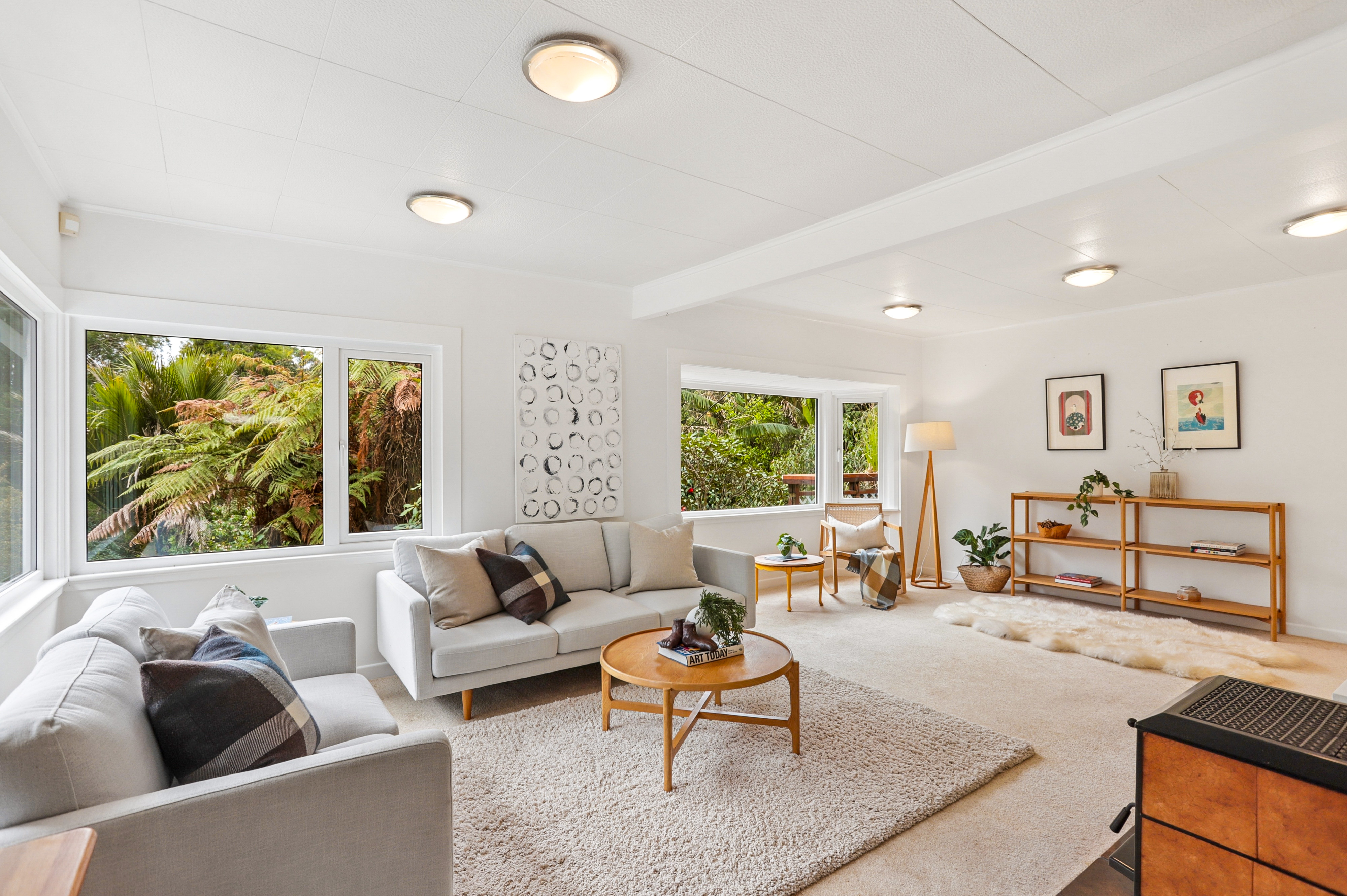 562 Scenic Drive, Waiatarua