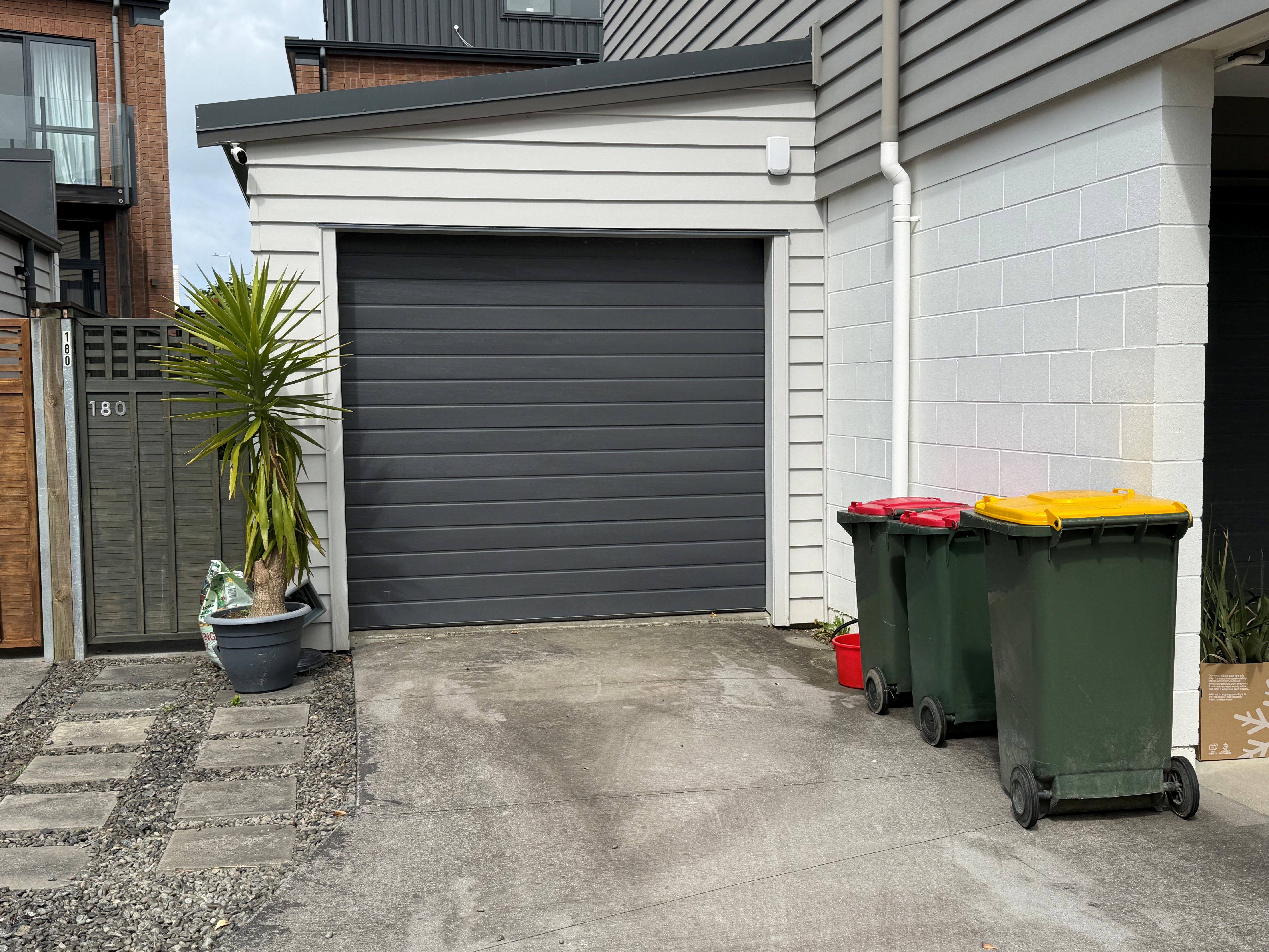 180 Hobsonville Point Road, Hobsonville