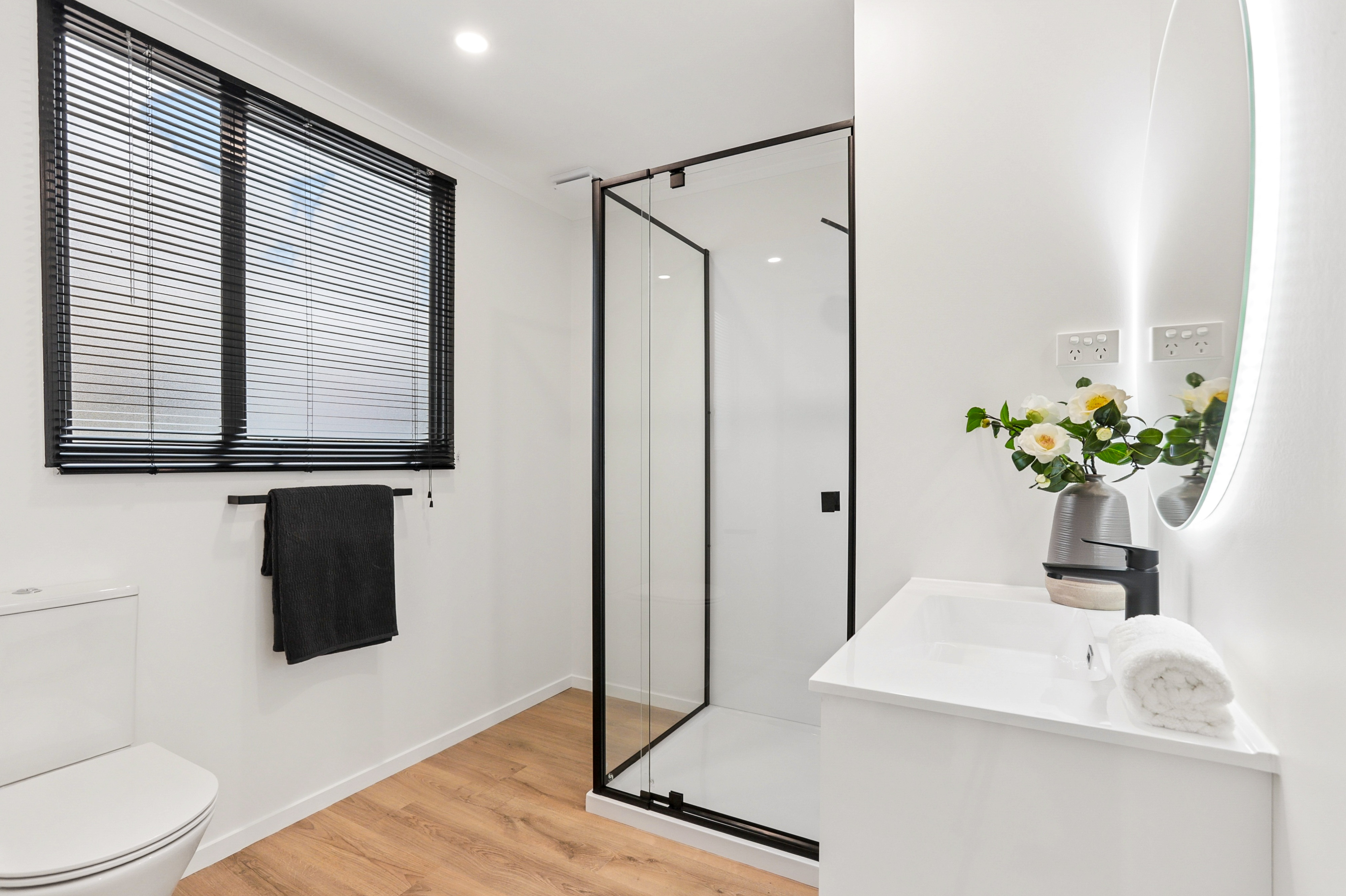2/74 Parrs Cross Road, Henderson