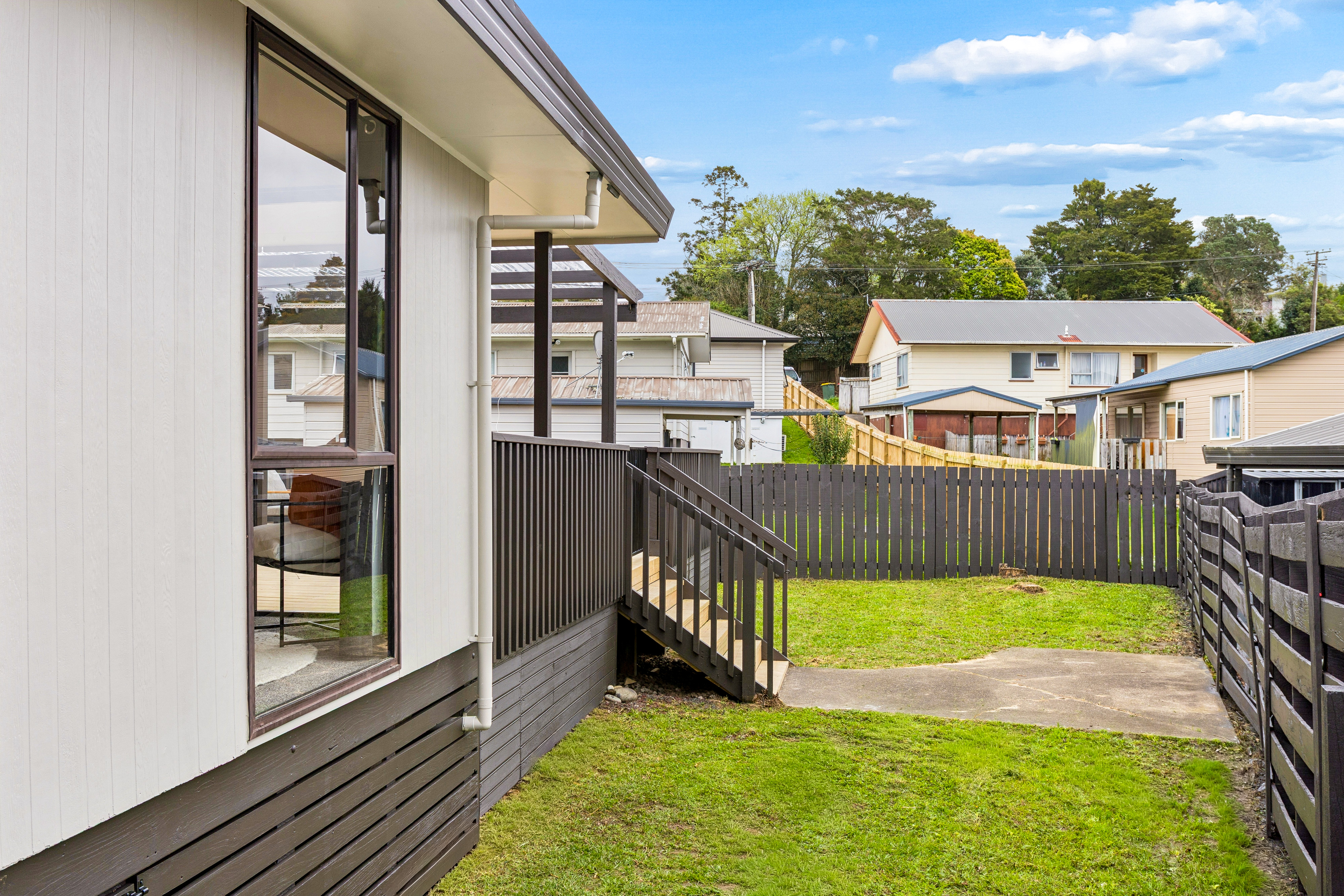 2/74 Parrs Cross Road, Henderson