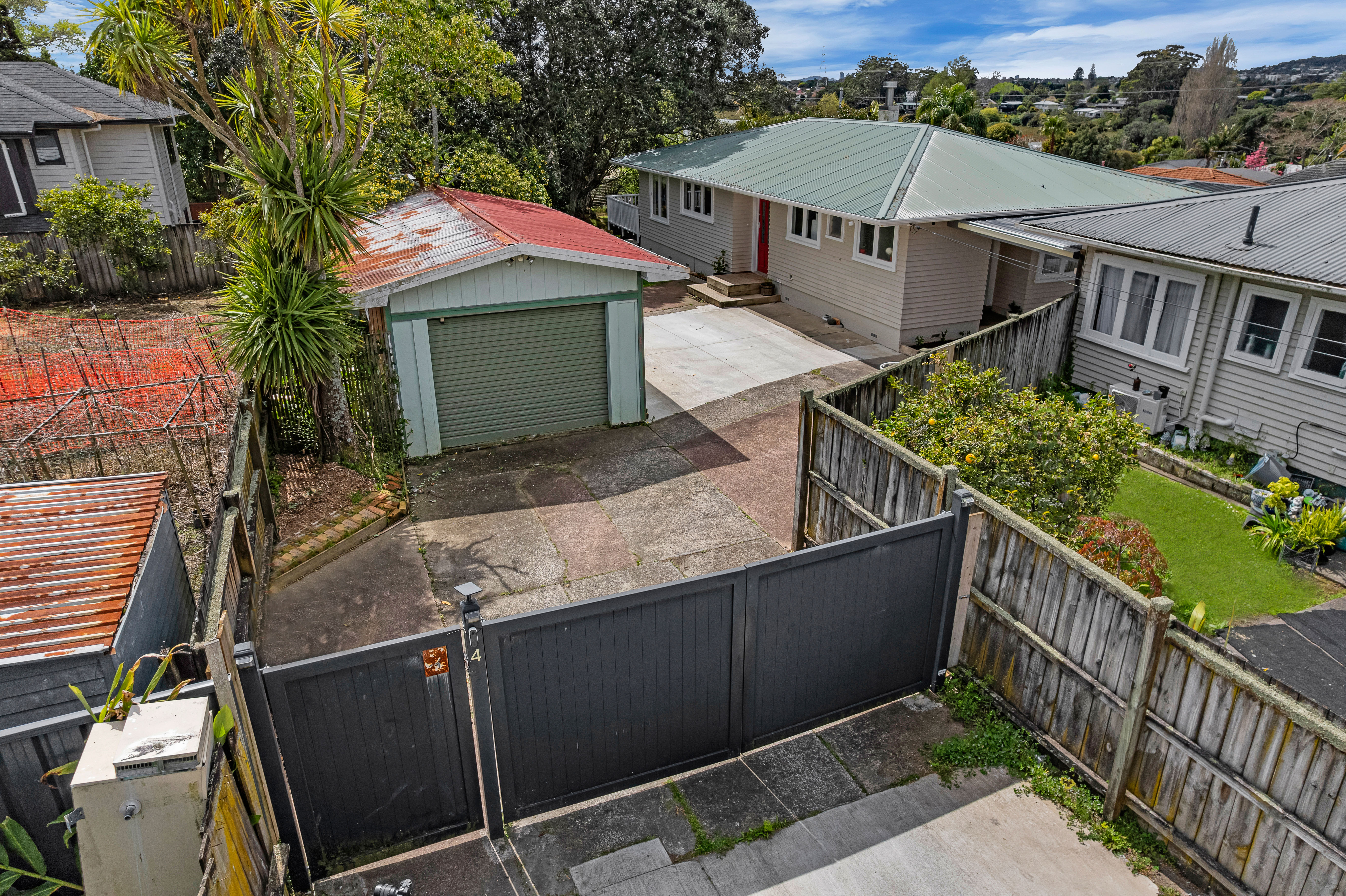 4 Beaubank Road, Kelston