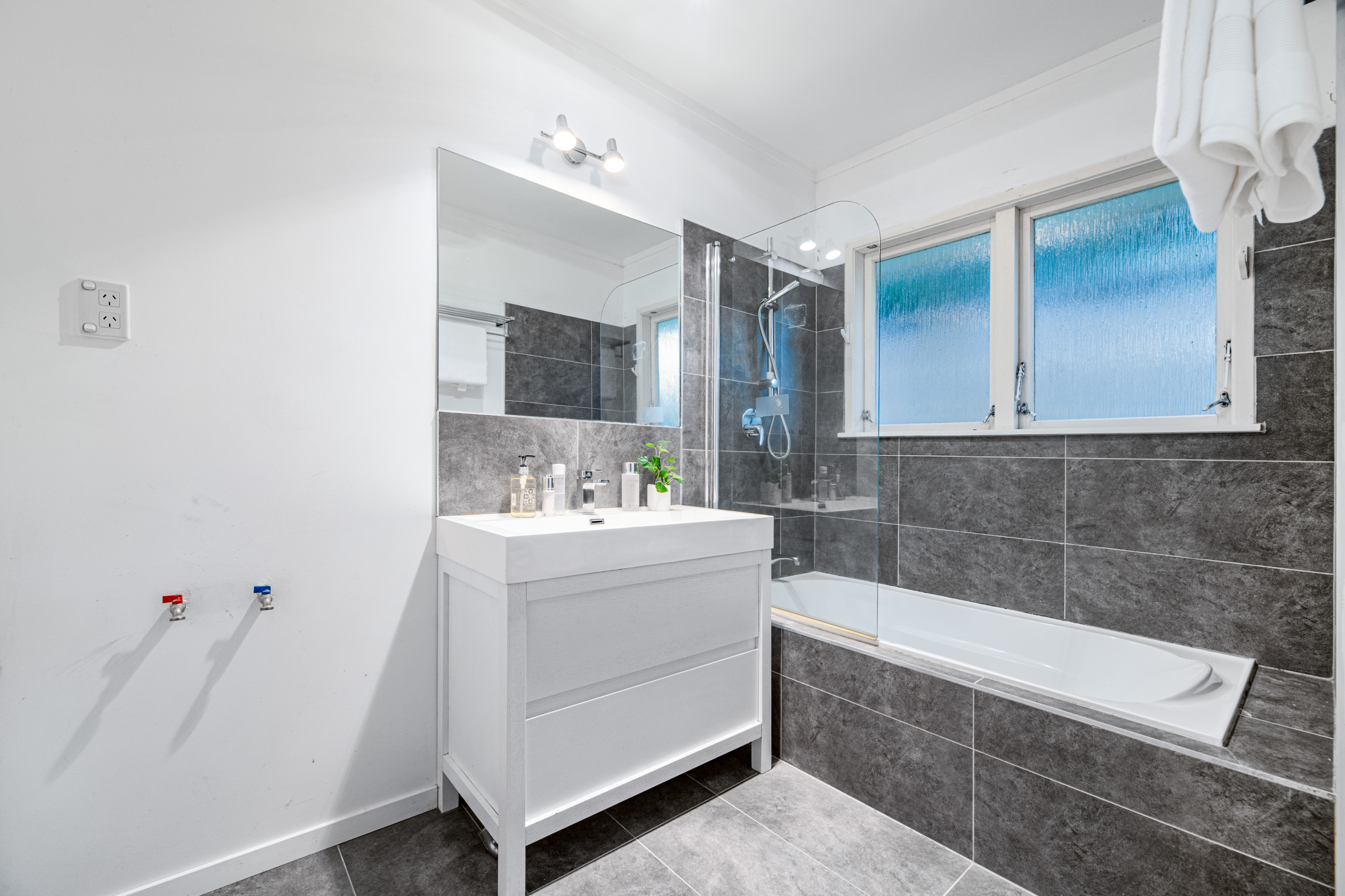 2/7 Dakota Avenue, Beach Haven NZ