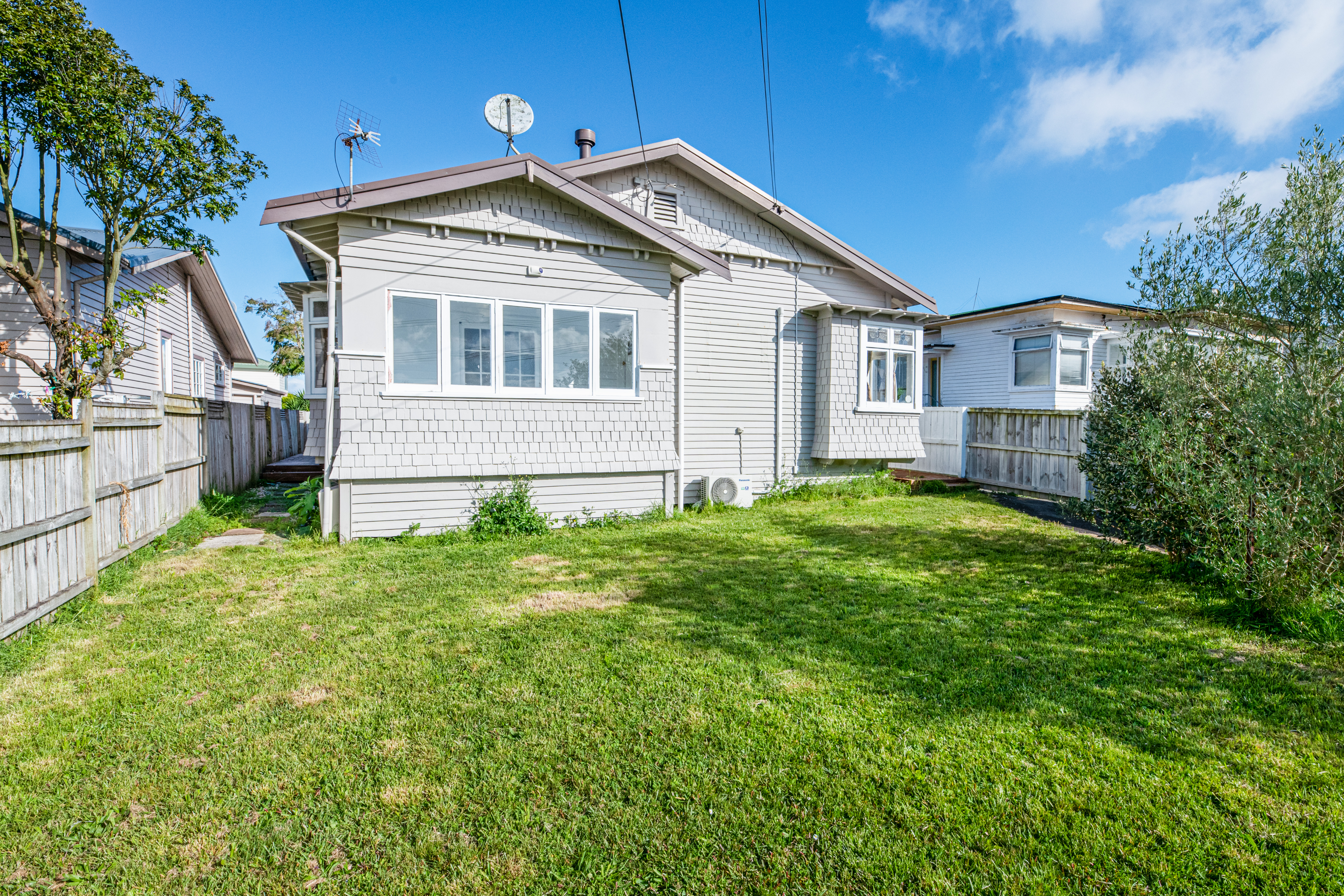 118A Hutchinson Avenue, New Lynn NZ