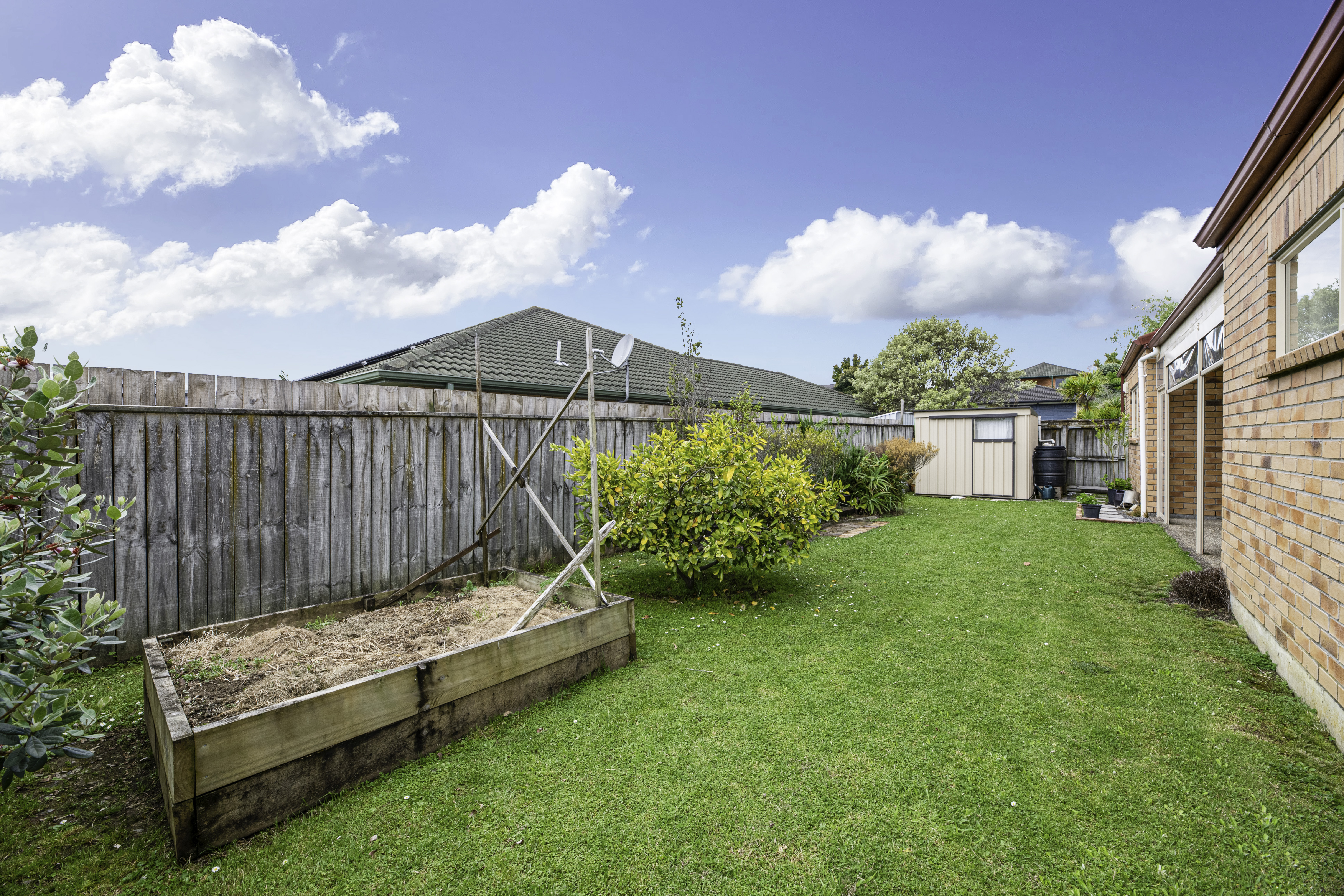 8 Alderbury Way, Henderson NZ