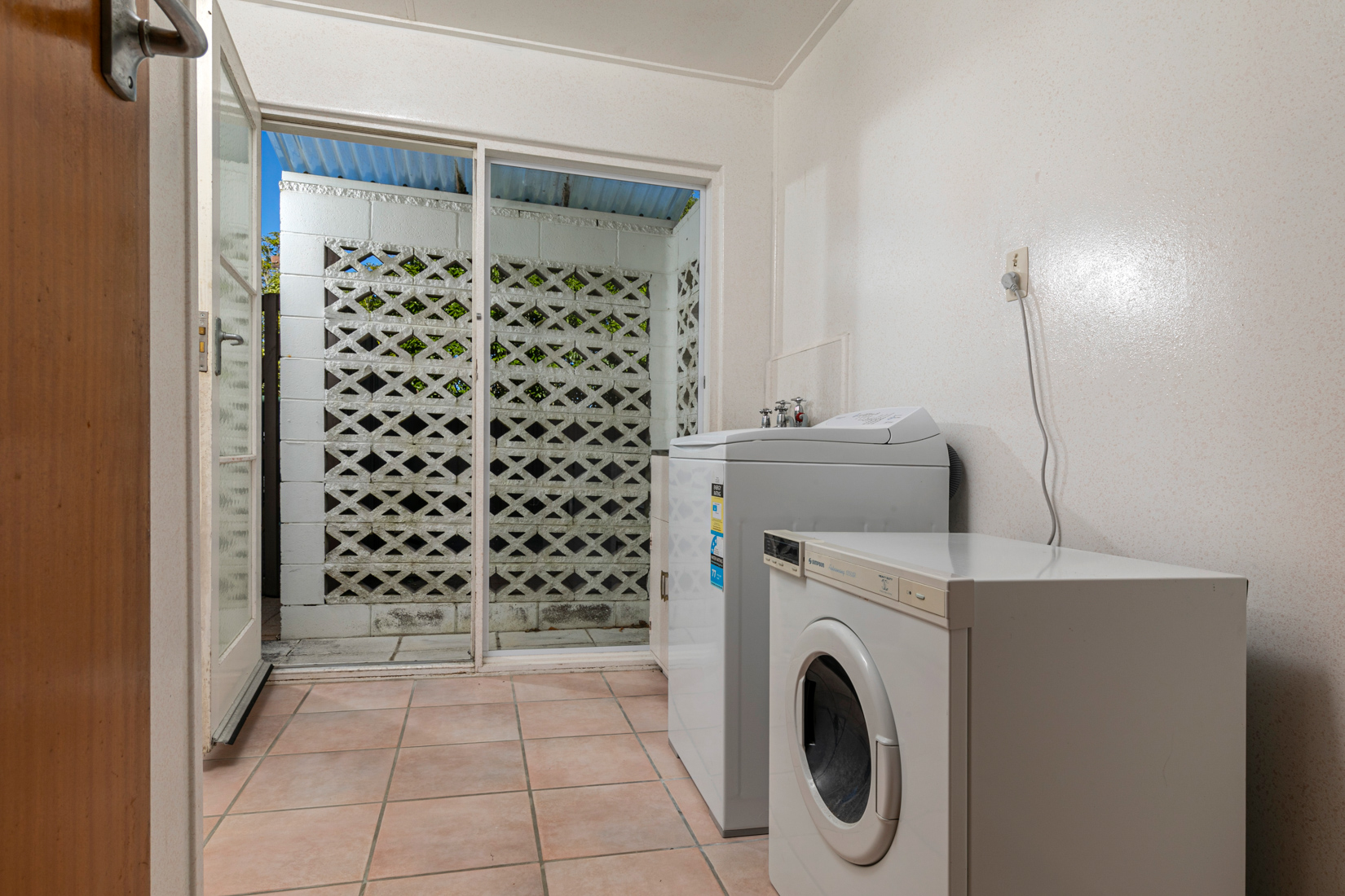 71 Pleasant Road, Glen Eden