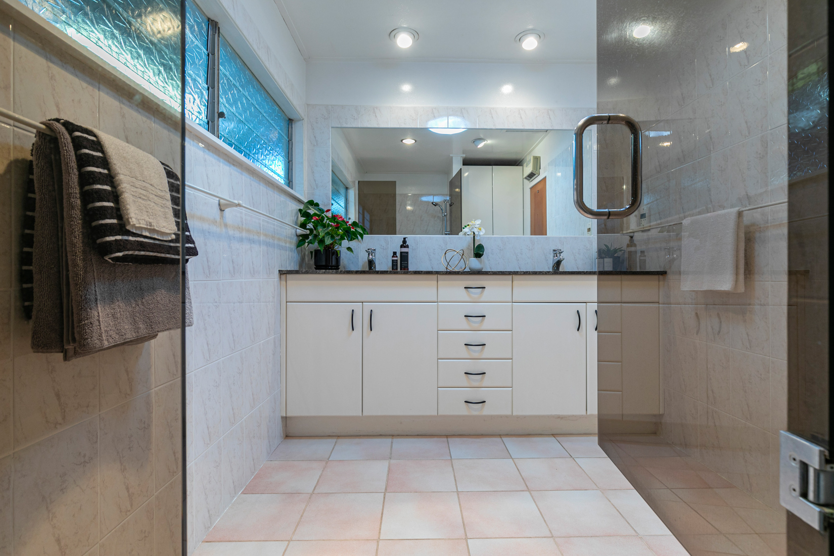 71 Pleasant Road, Glen Eden