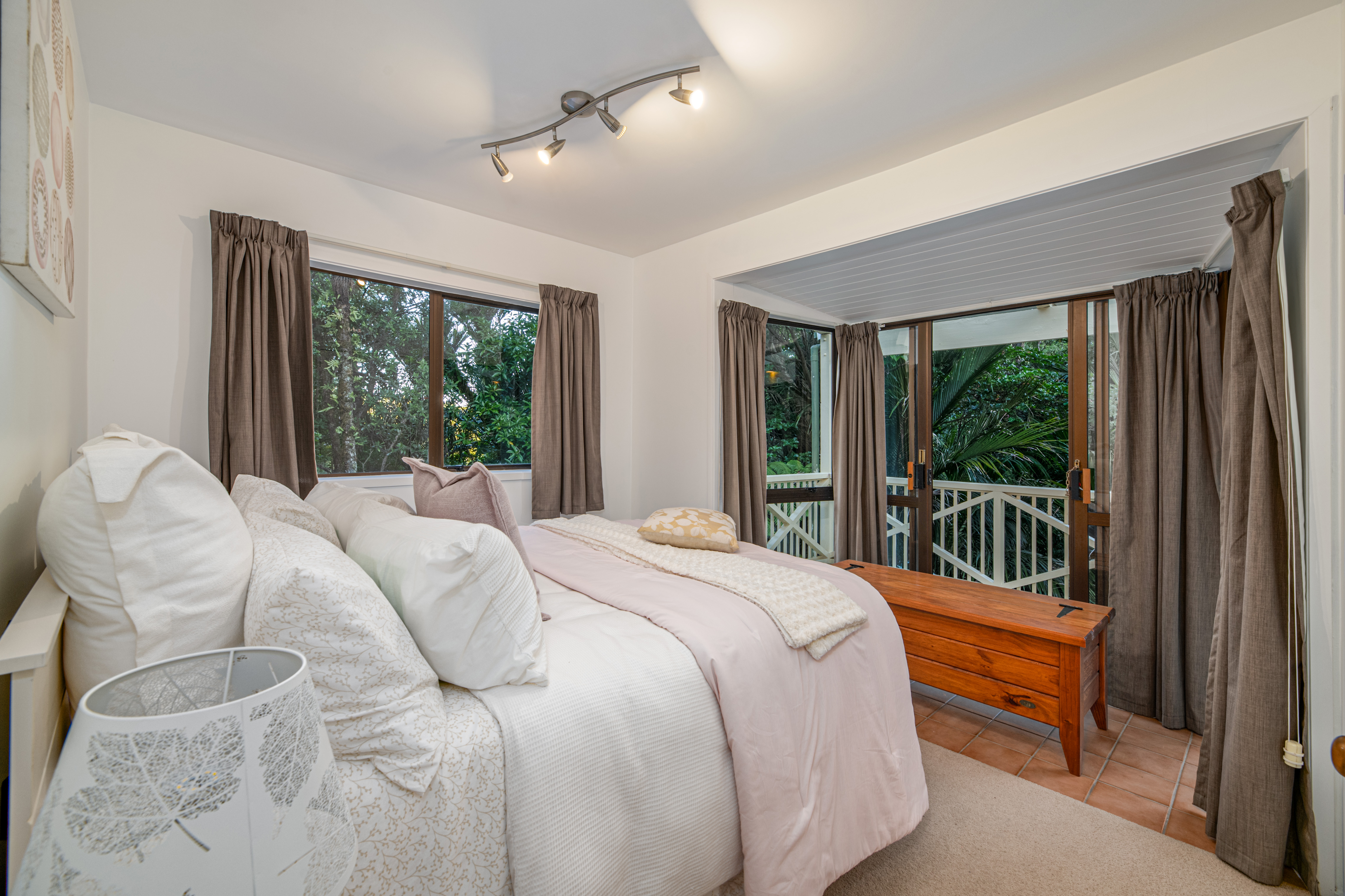 576c South Titirangi Road, Titirangi